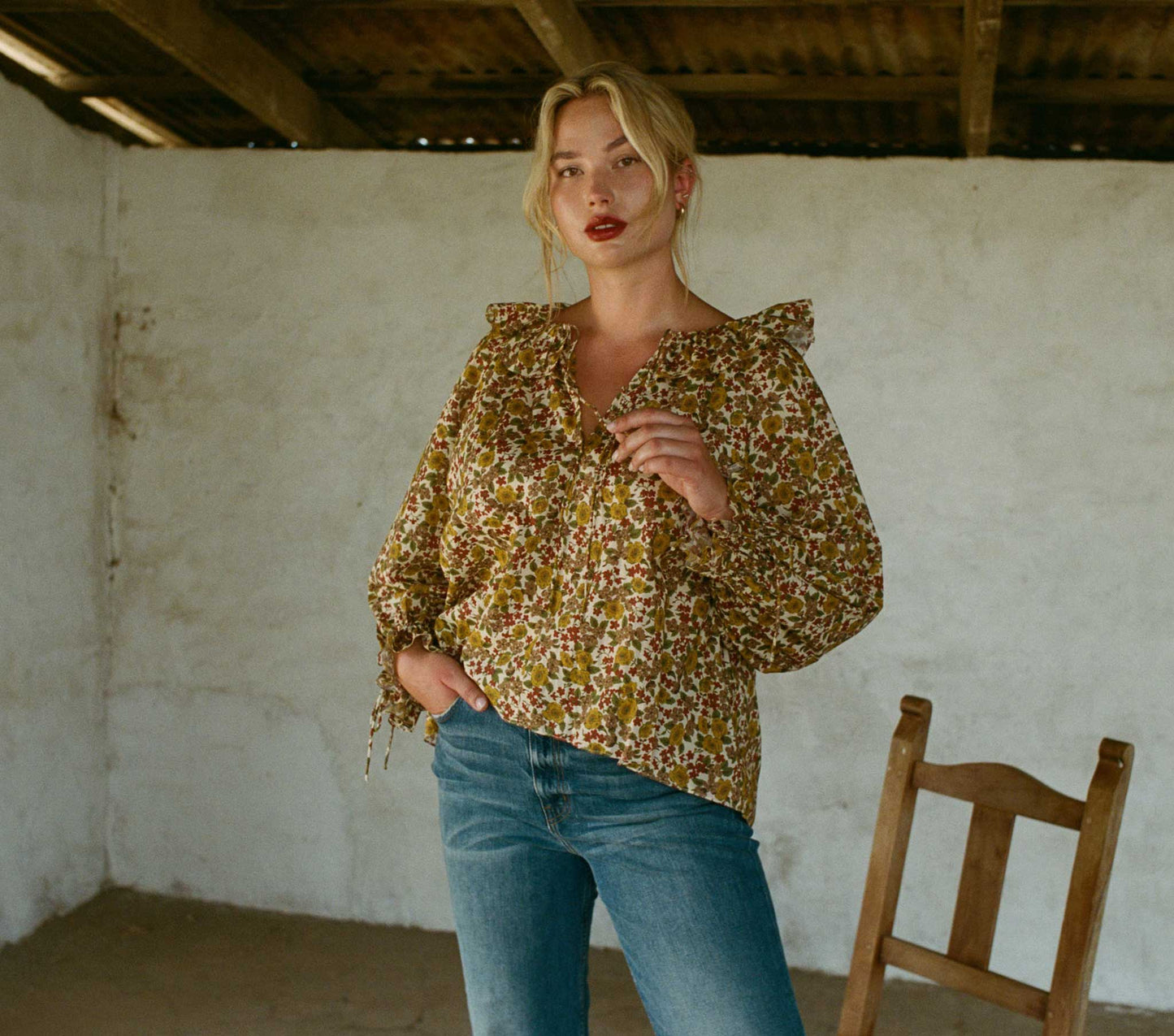 HMD -- ANSEL TOP -- JENNIFER SPRING FLORAL