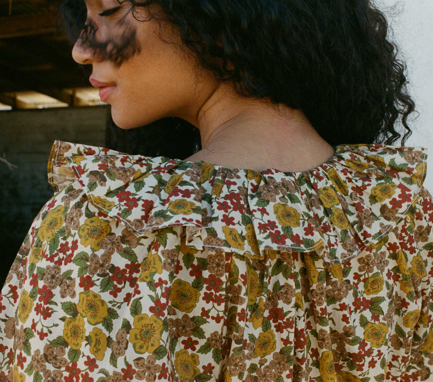 HMD -- ANSEL TOP -- JENNIFER SPRING FLORAL