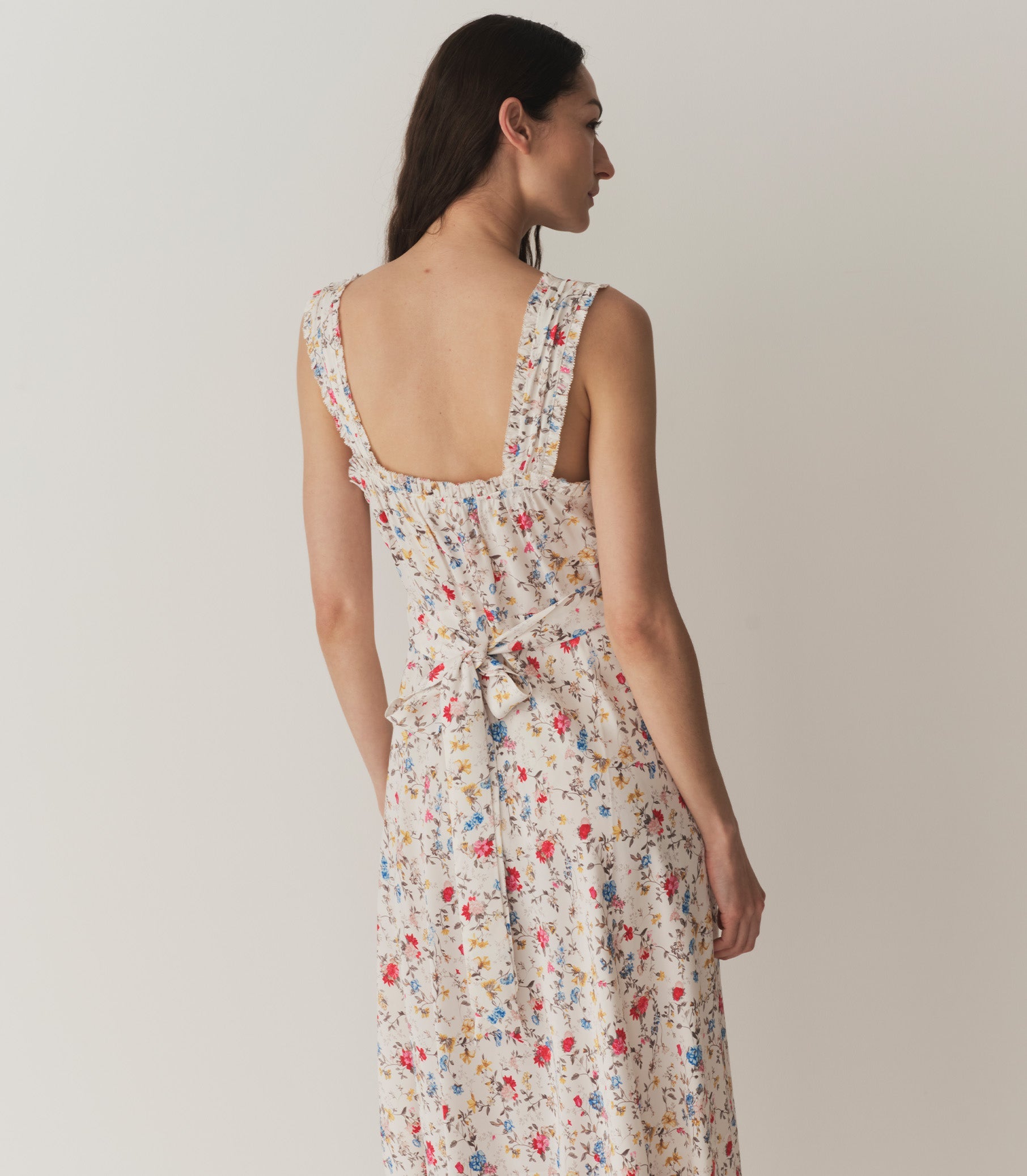 HMD -- ASCELLA DRESS -- BLANC FLOWERING MEADOW view 3
