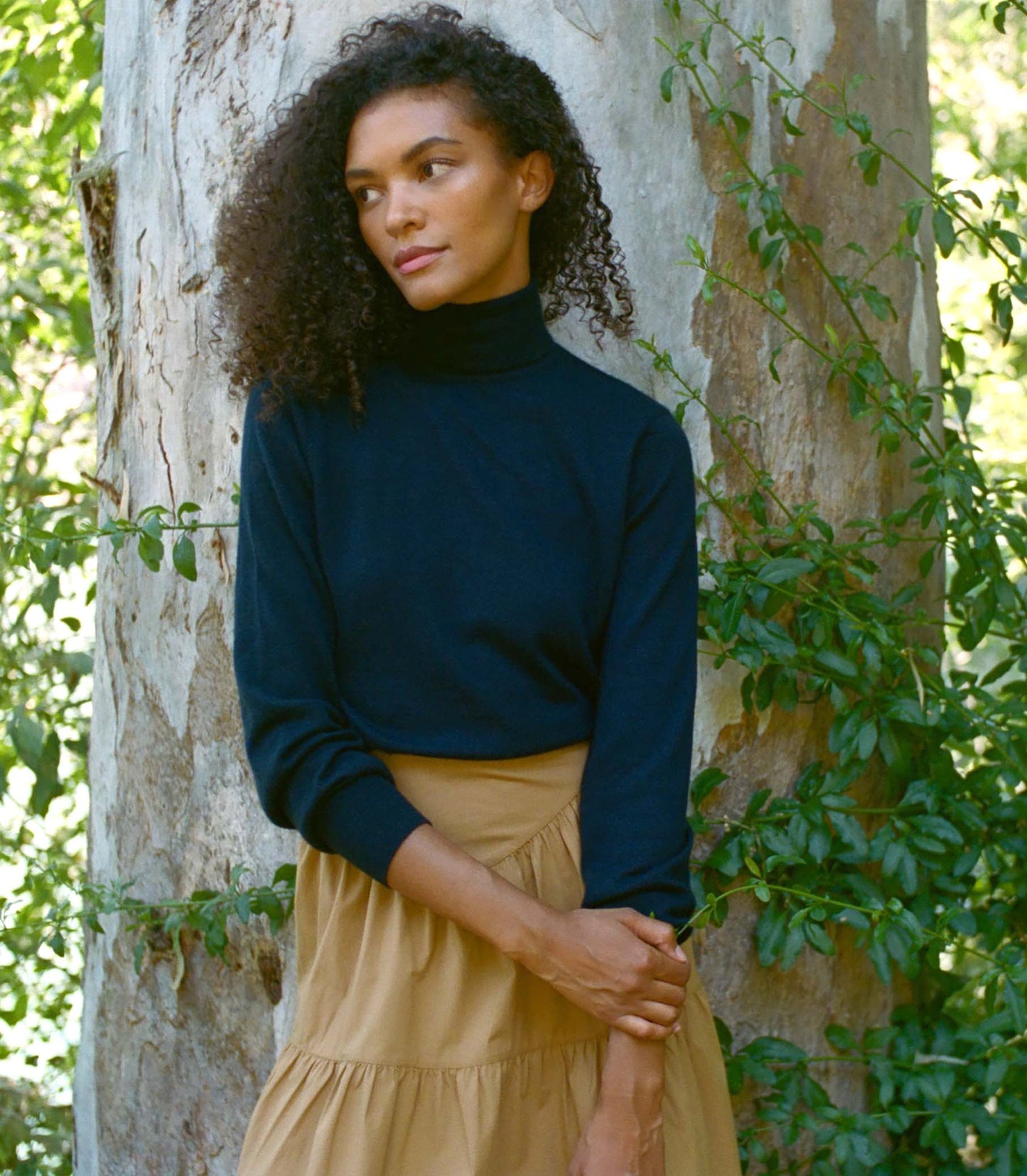 HMD -- ATTA TURTLENECK -- NAVY