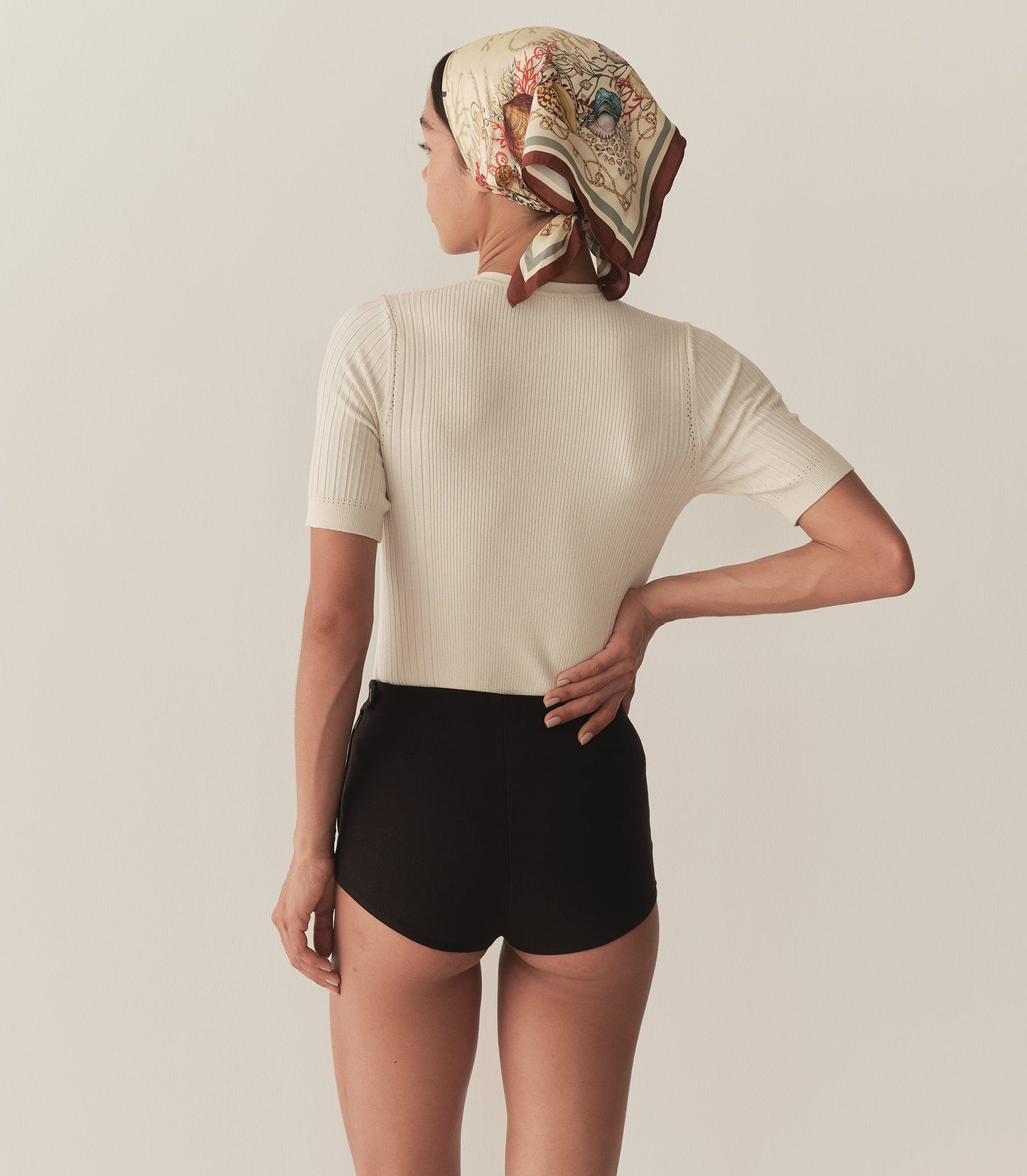 HMD -- AUGUSTE TOP -- CREME