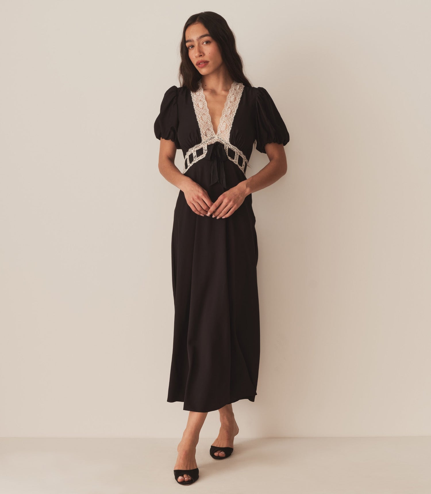 Swatches: AUGUSTINA DRESS -- HMD