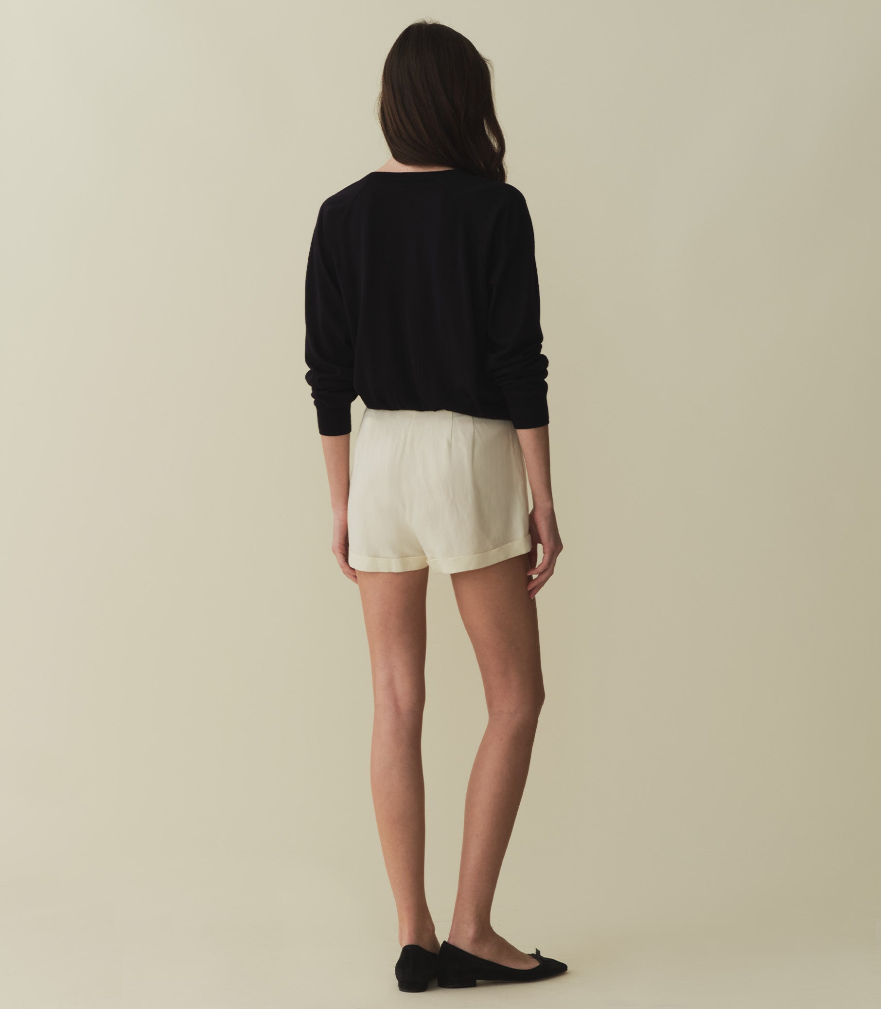 HMD -- AVON SHORT -- MAGNOLIA view 4
