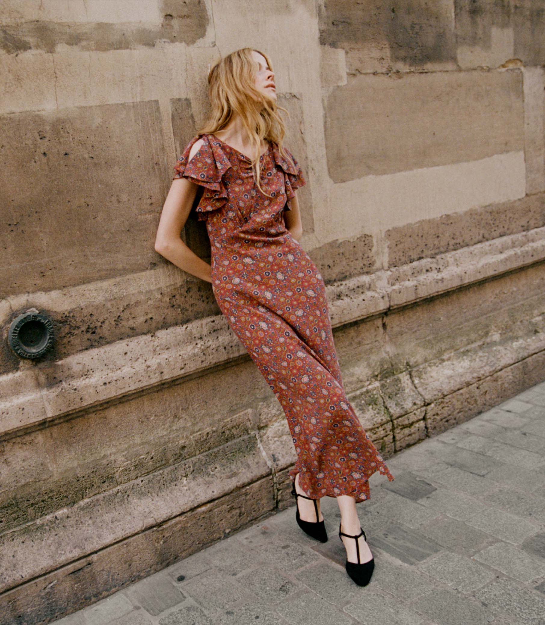 HMD -- BEATRIZ DRESS -- ROUGE RIVIERA MEDALLION view 2
