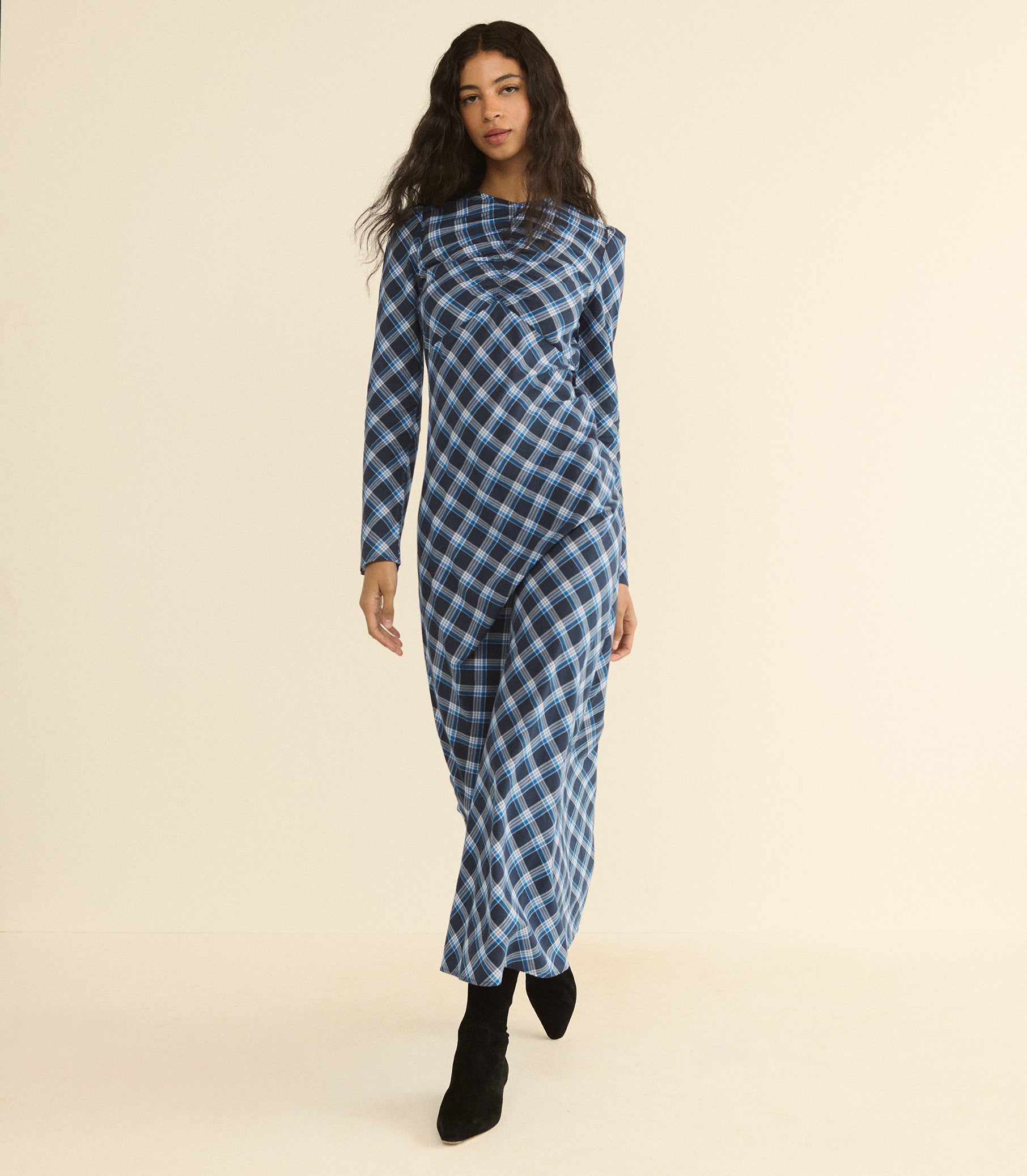 BEGONIA DRESS -- VALMONT PLAID view 3
