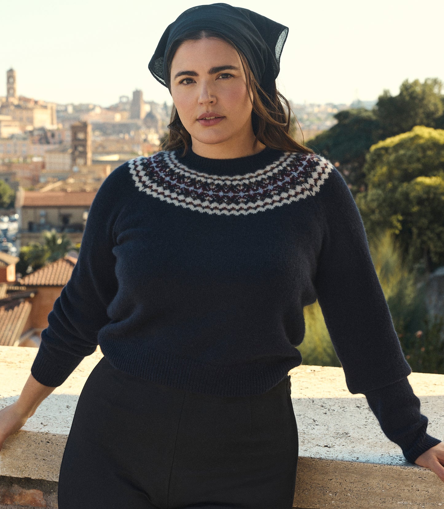 BONIFACE CASHMERE SWEATER -- NAVY