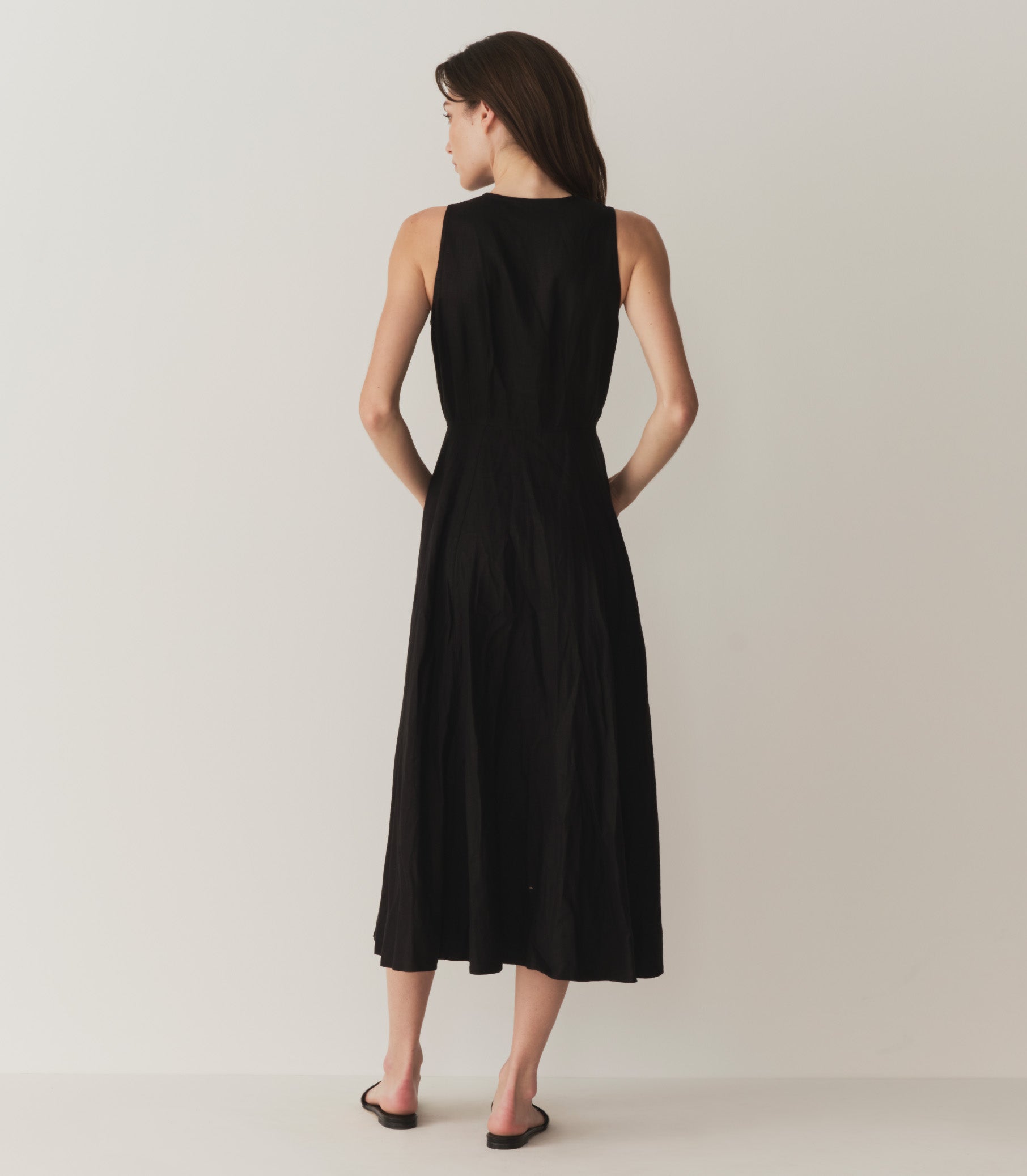 HMD -- BRYONY DRESS -- BLACK view 7
