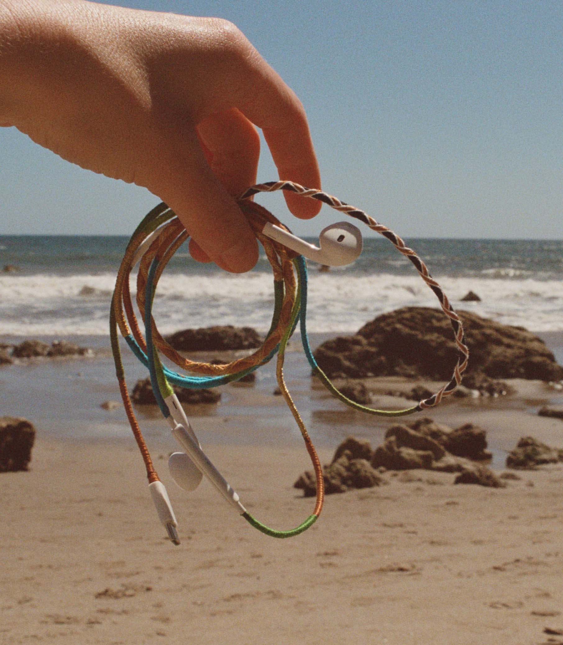 LE POM POM &amp; DÔEN HEADPHONES -- CADIZ COLLAGE view 4
