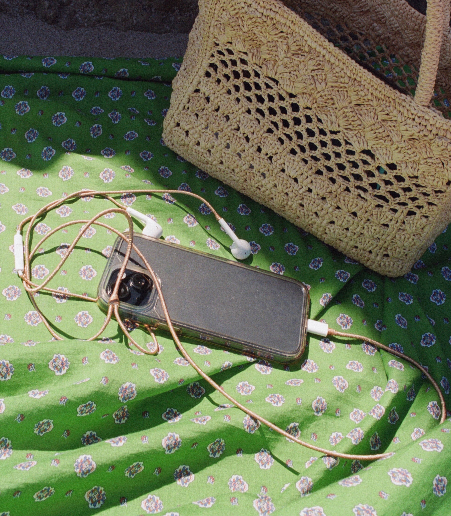 LE POM POM &amp; DÔEN HEADPHONES -- BRONZE view 4
