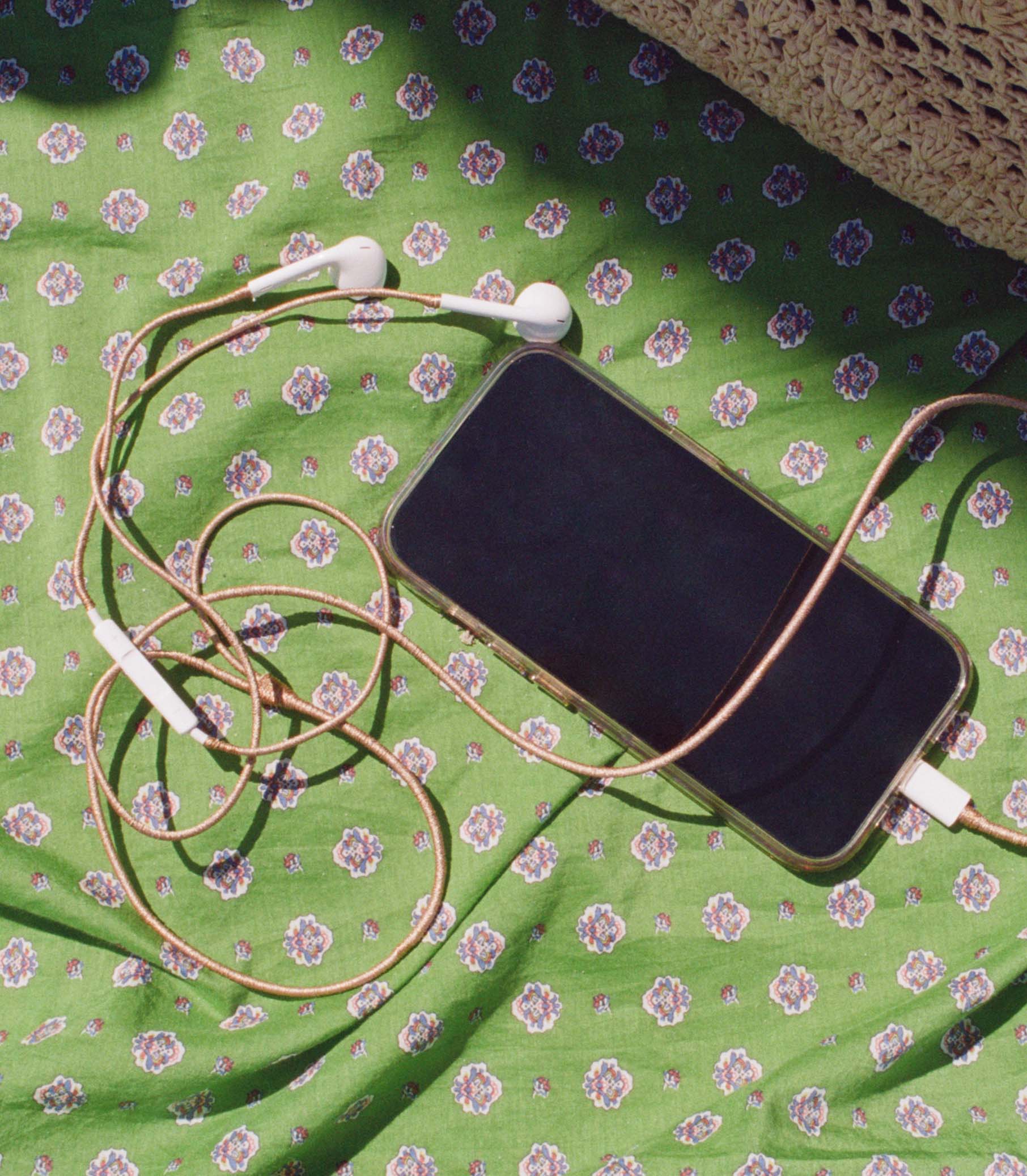 LE POM POM &amp; DÔEN HEADPHONES -- BRONZE view 5
