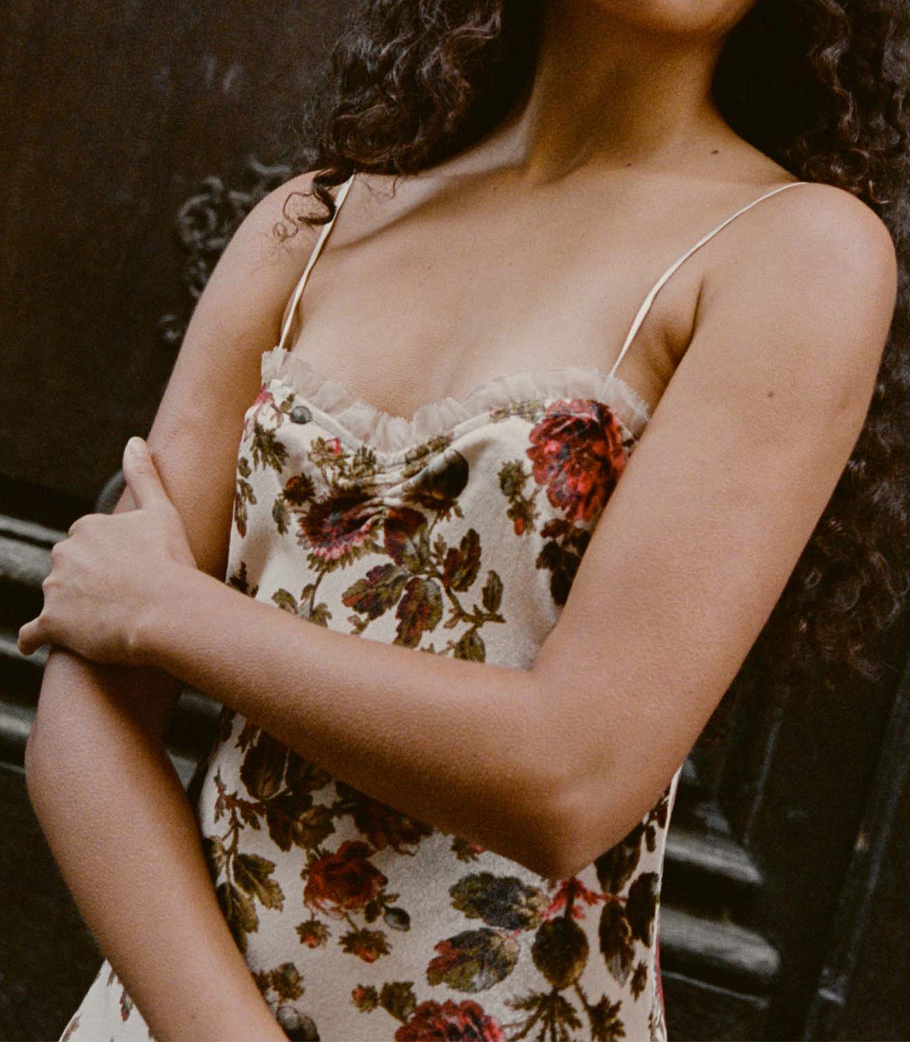 HMD -- CALSI DRESS -- PRIMROSE GARDEN FLORAL view 4