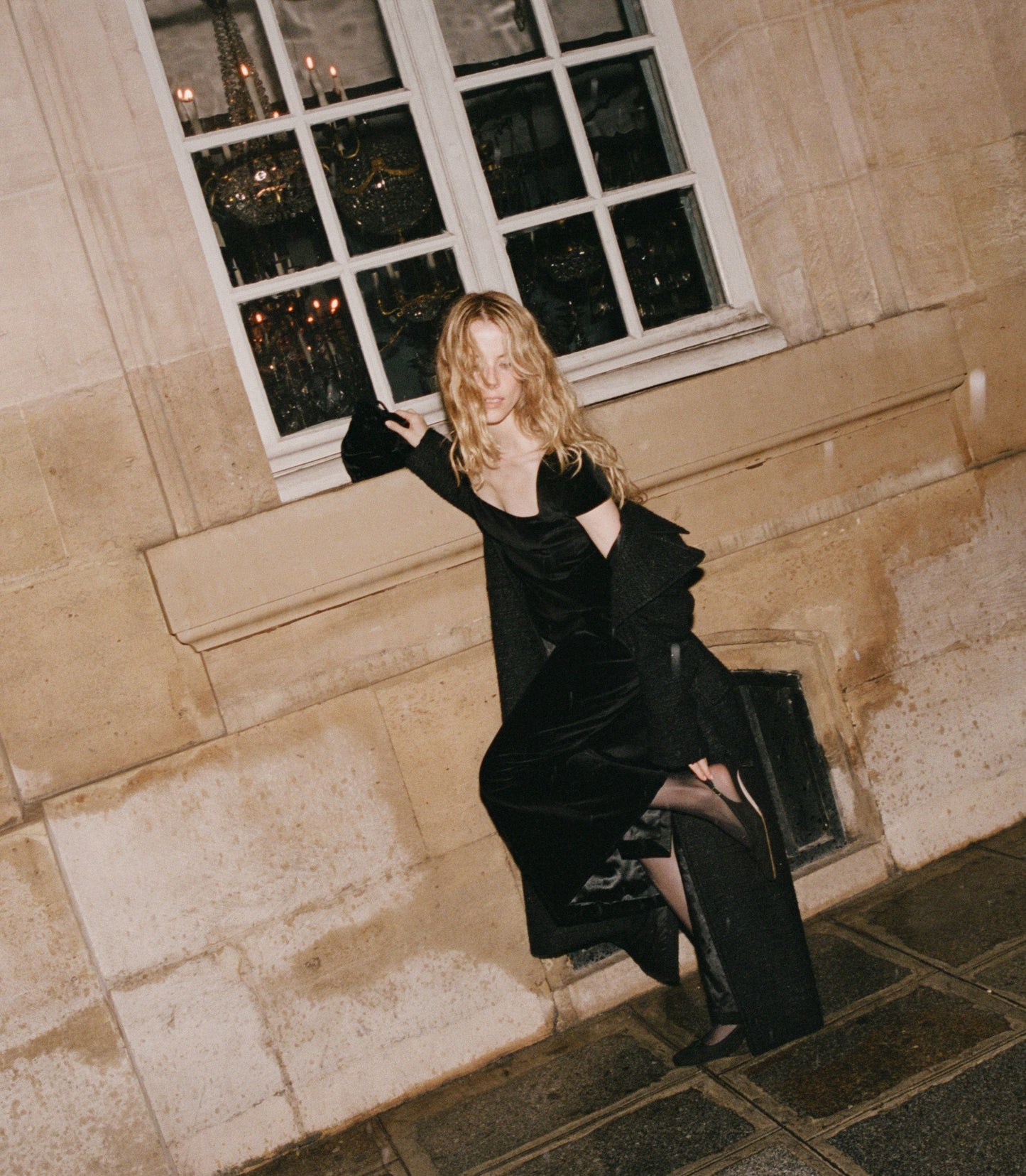 HMD -- CESARINA DRESS -- BLACK