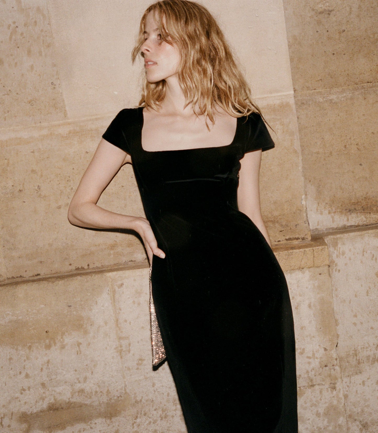 HMD -- CESARINA DRESS -- BLACK