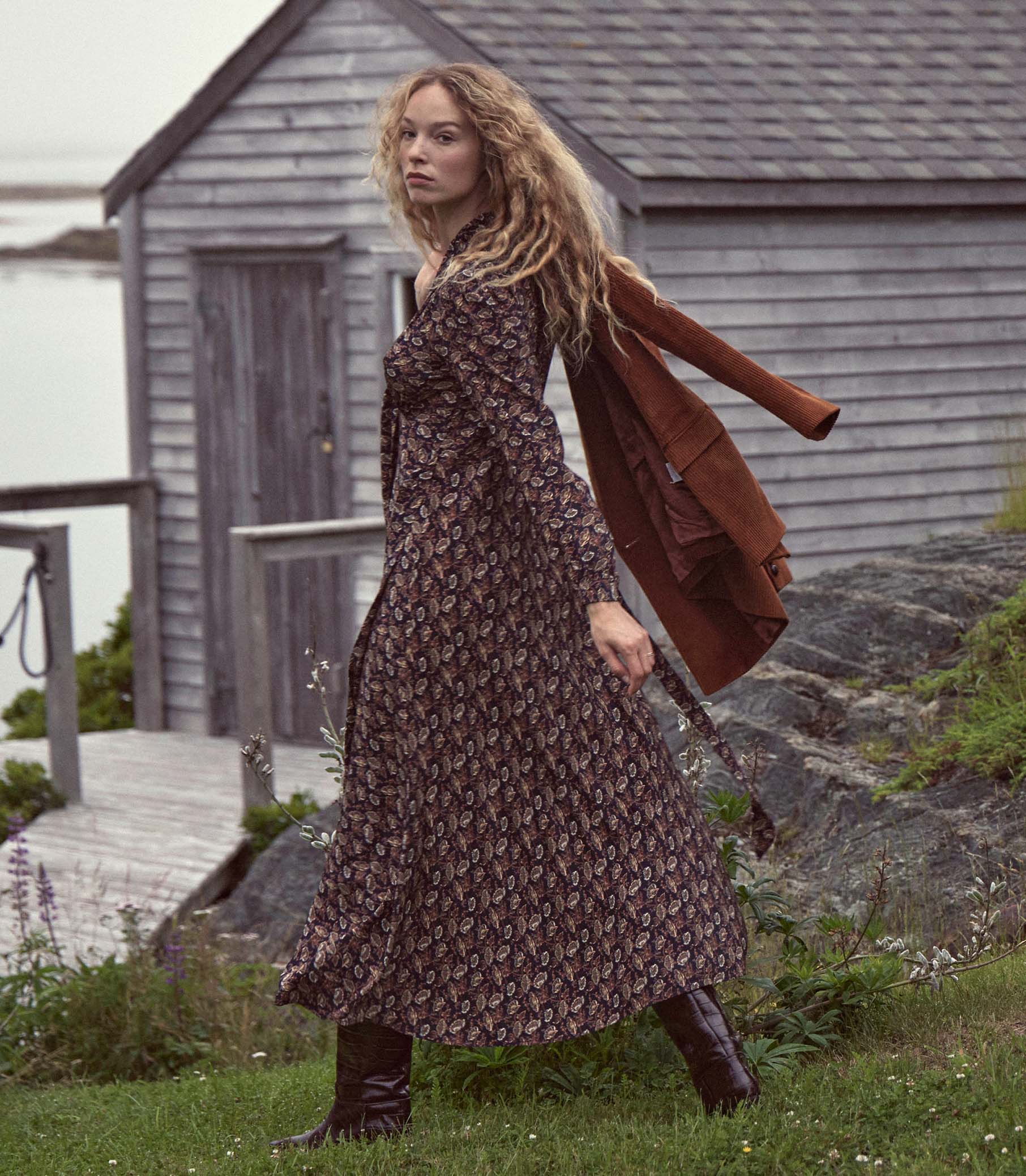 HMD -- CHANSON DRESS -- NAVY ARBOR ROSE FLORAL view 3
