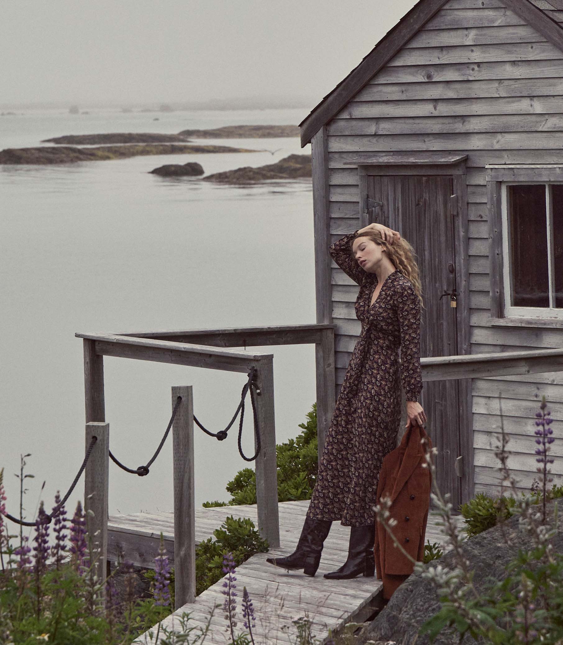 HMD -- CHANSON DRESS -- NAVY ARBOR ROSE FLORAL view 4
