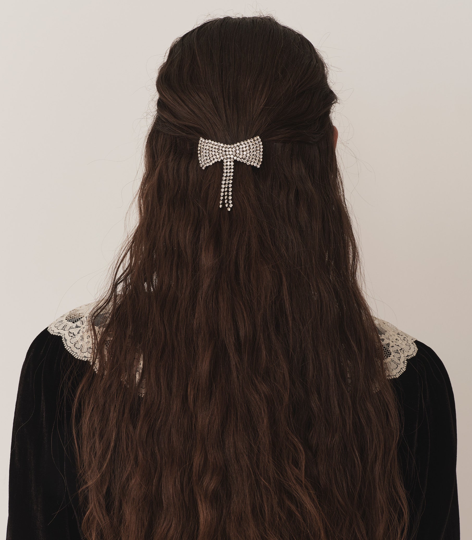 CICI CRYSTAL BARRETTE -- CRYSTAL