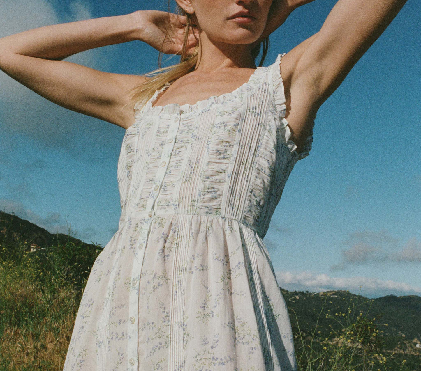 HMD -- CLARIBELLE DRESS -- BLANC BLUEBELL BALLAD