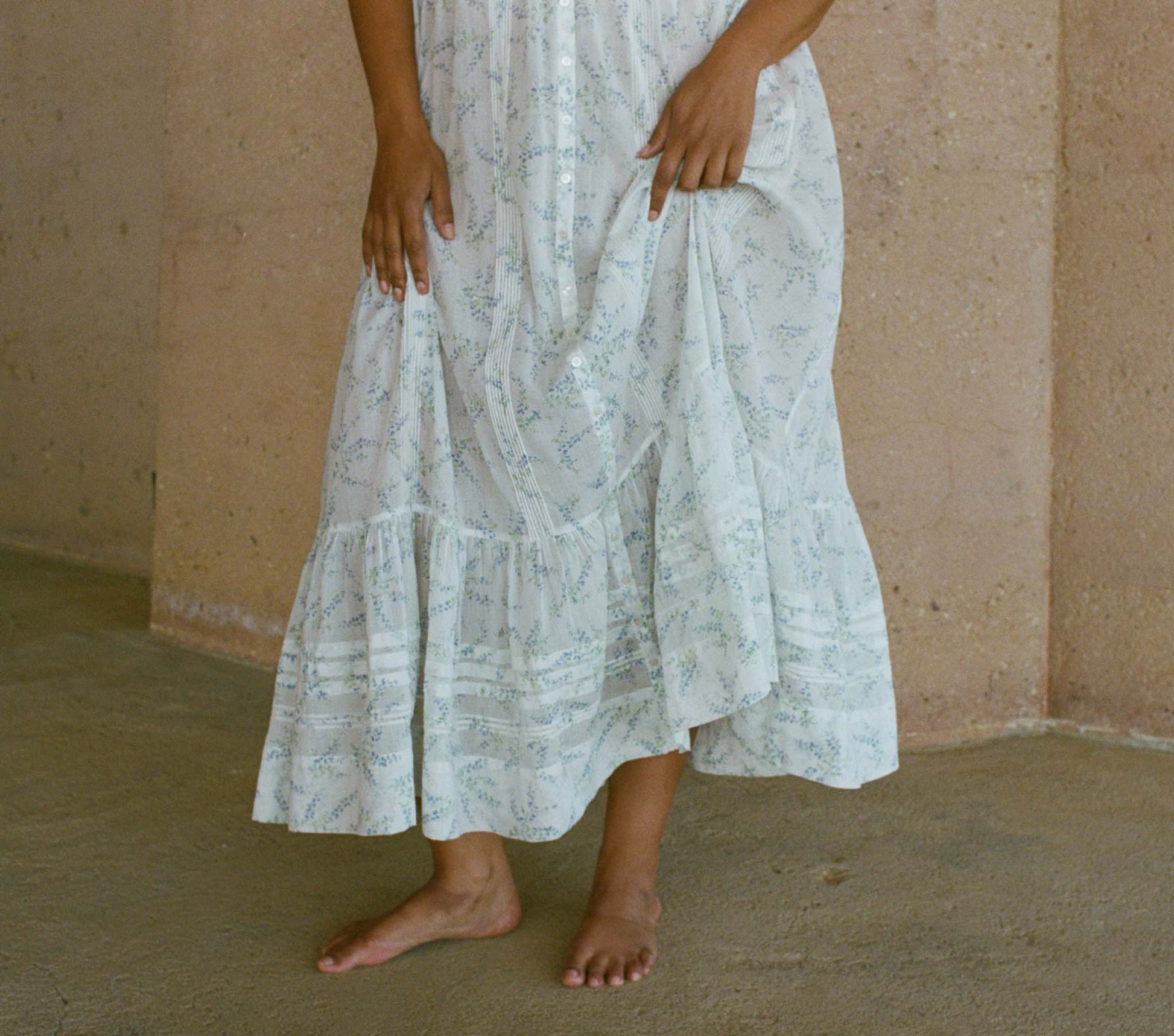 HMD -- CLARIBELLE DRESS -- BLANC BLUEBELL BALLAD view 5
