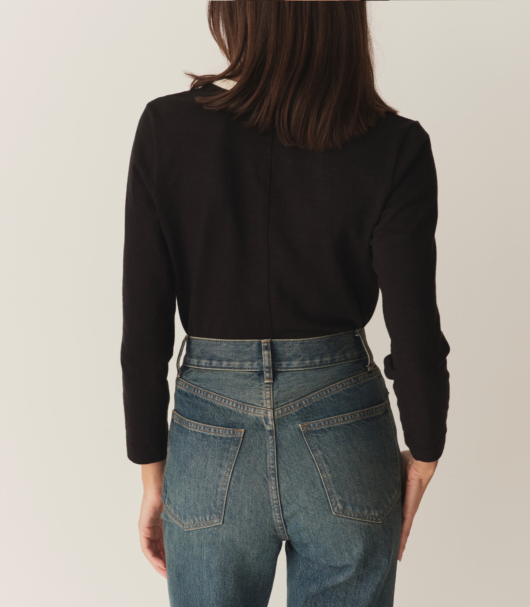 CLOVER TEE -- BLACK view 4