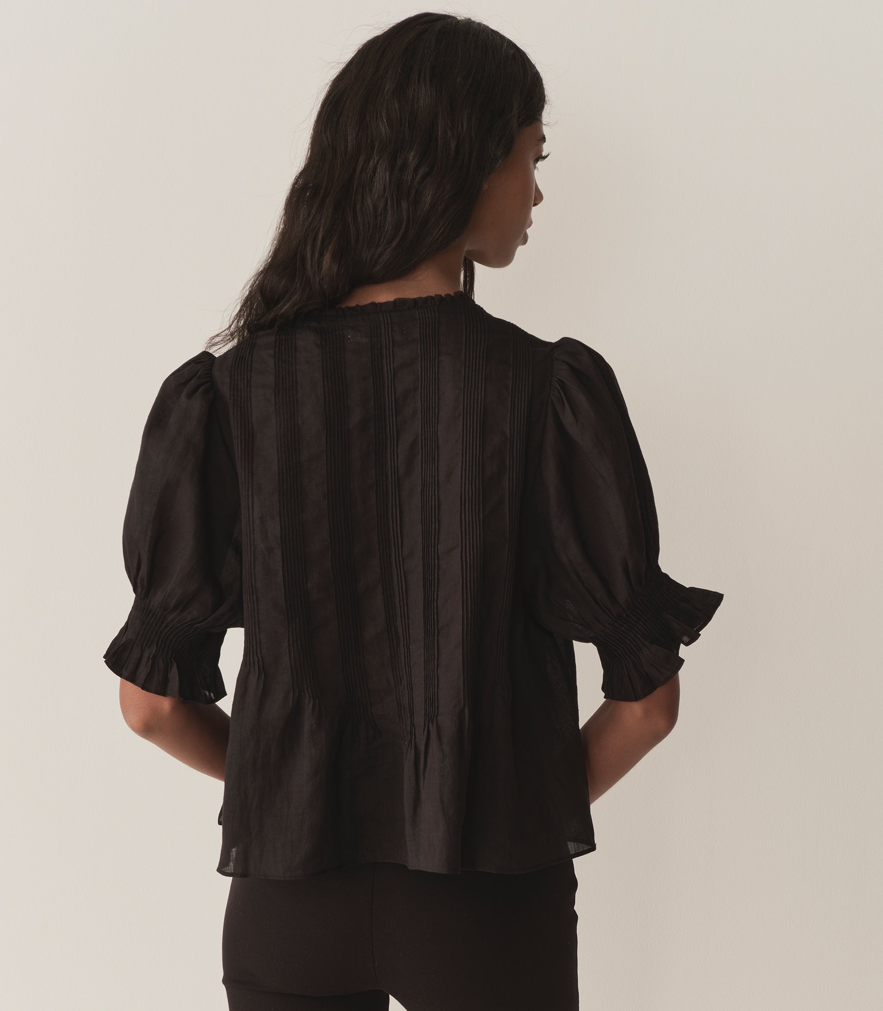 KARLIE TOP -- BLACK view 3