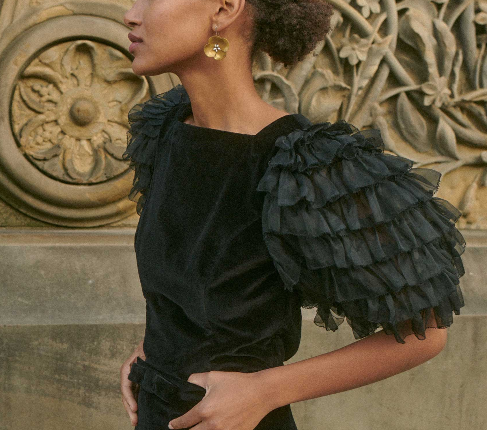 HMD -- CLARETTE TOP -- BLACK view 3
