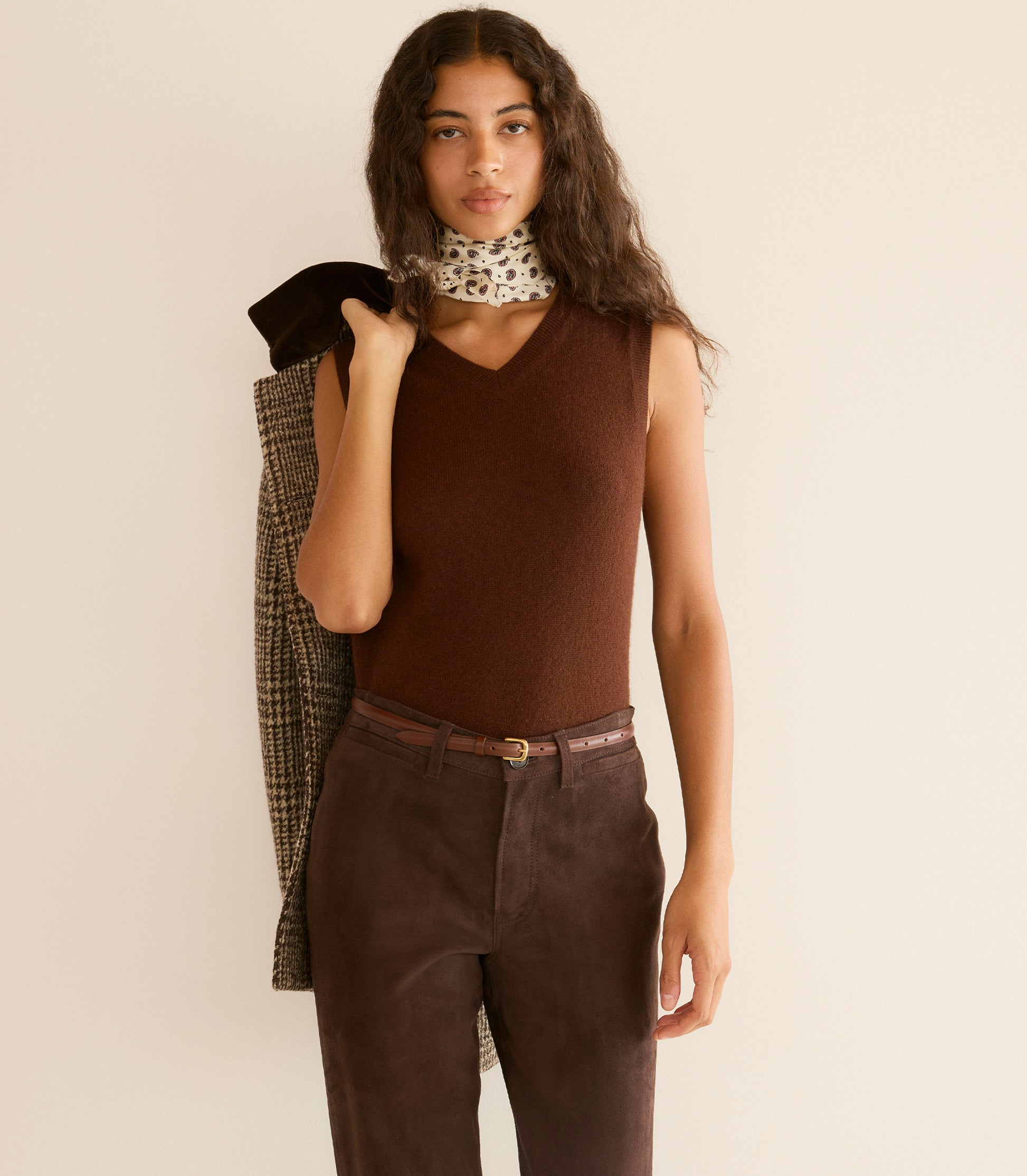 DAMIA CASHMERE VEST -- DARK UMBER view 3