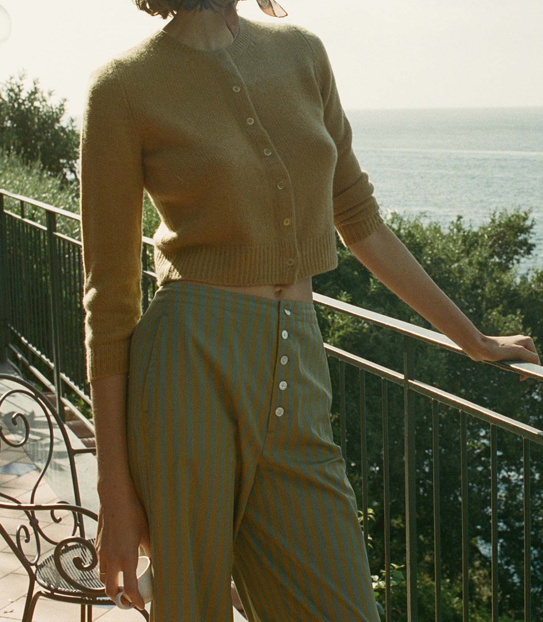 HMD -- DANAE CARDIGAN -- TEAK view 4
