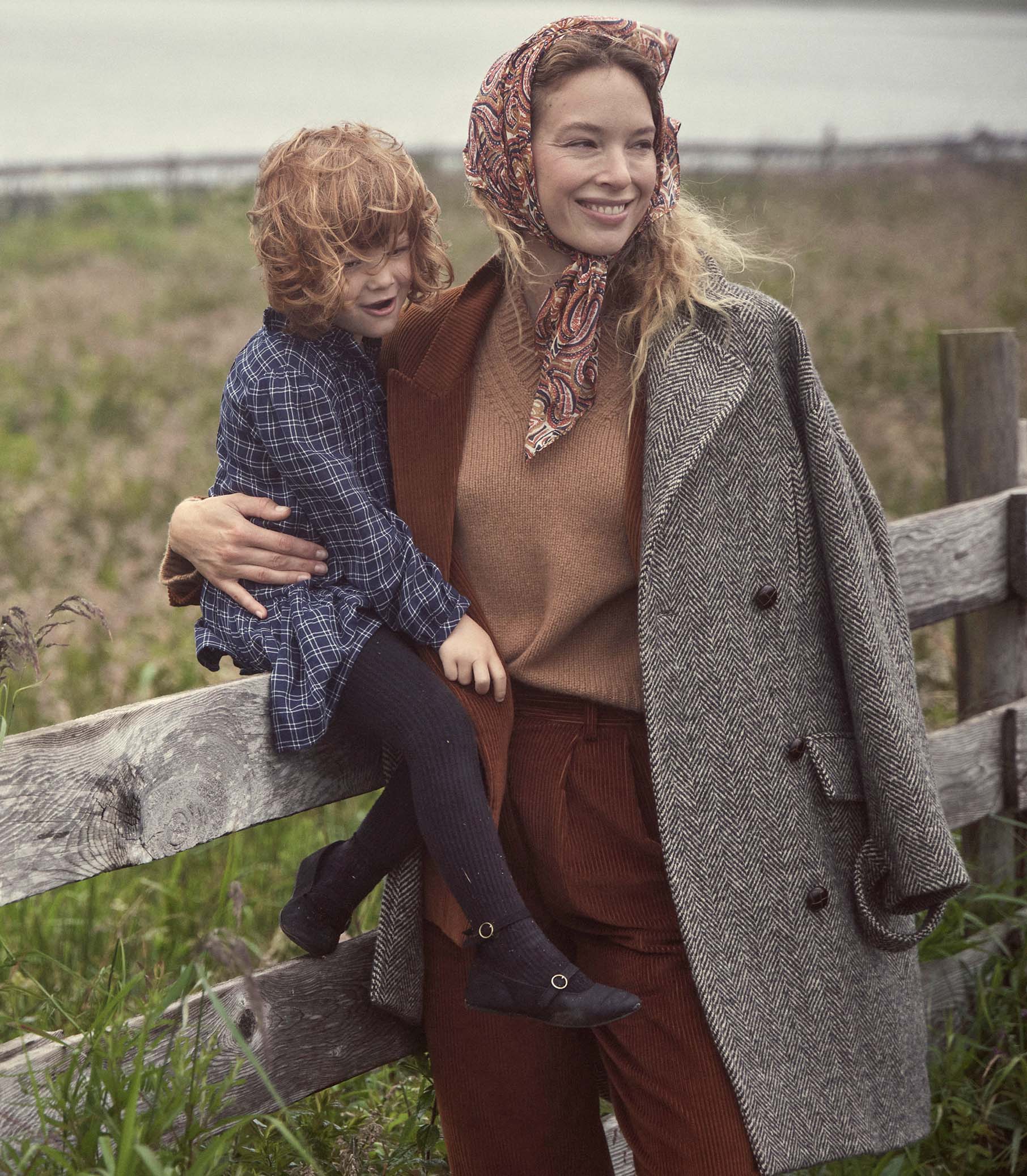 HMD -- DAVIS COAT -- HERRINGBONE view 2
