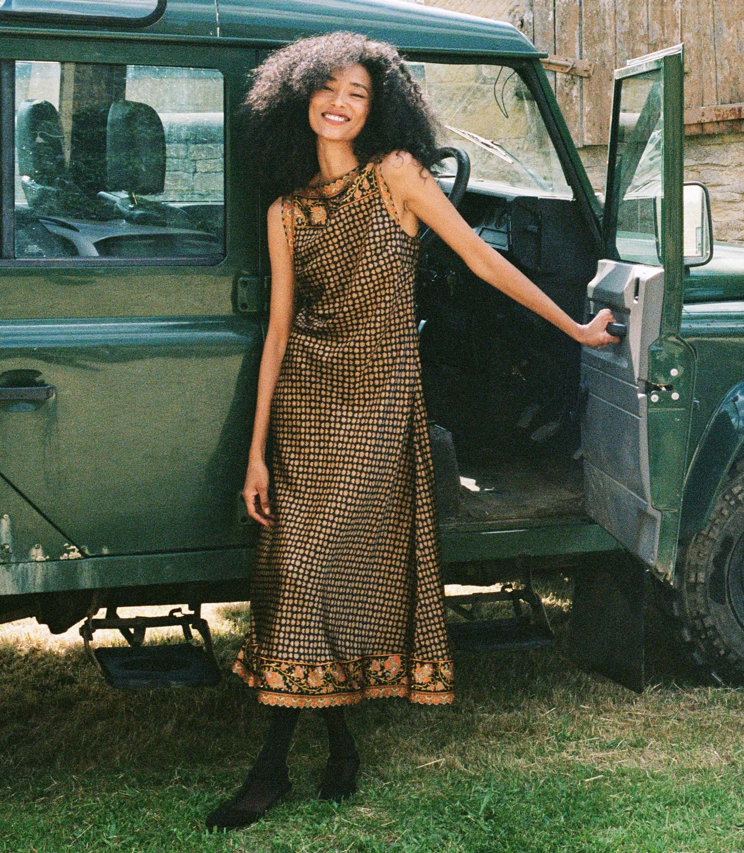 Swatches: DEANNA DRESS -- HMD