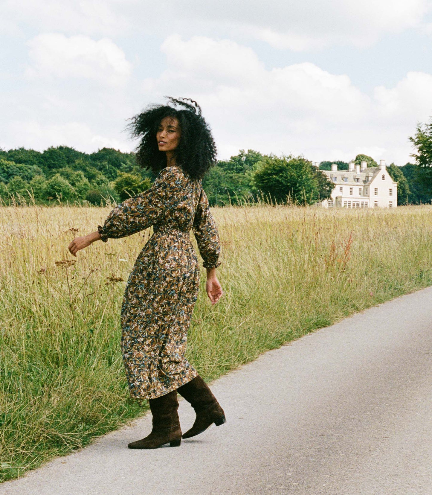 HMD -- DELFINA DRESS -- NOIR NARCISSUS FLORAL