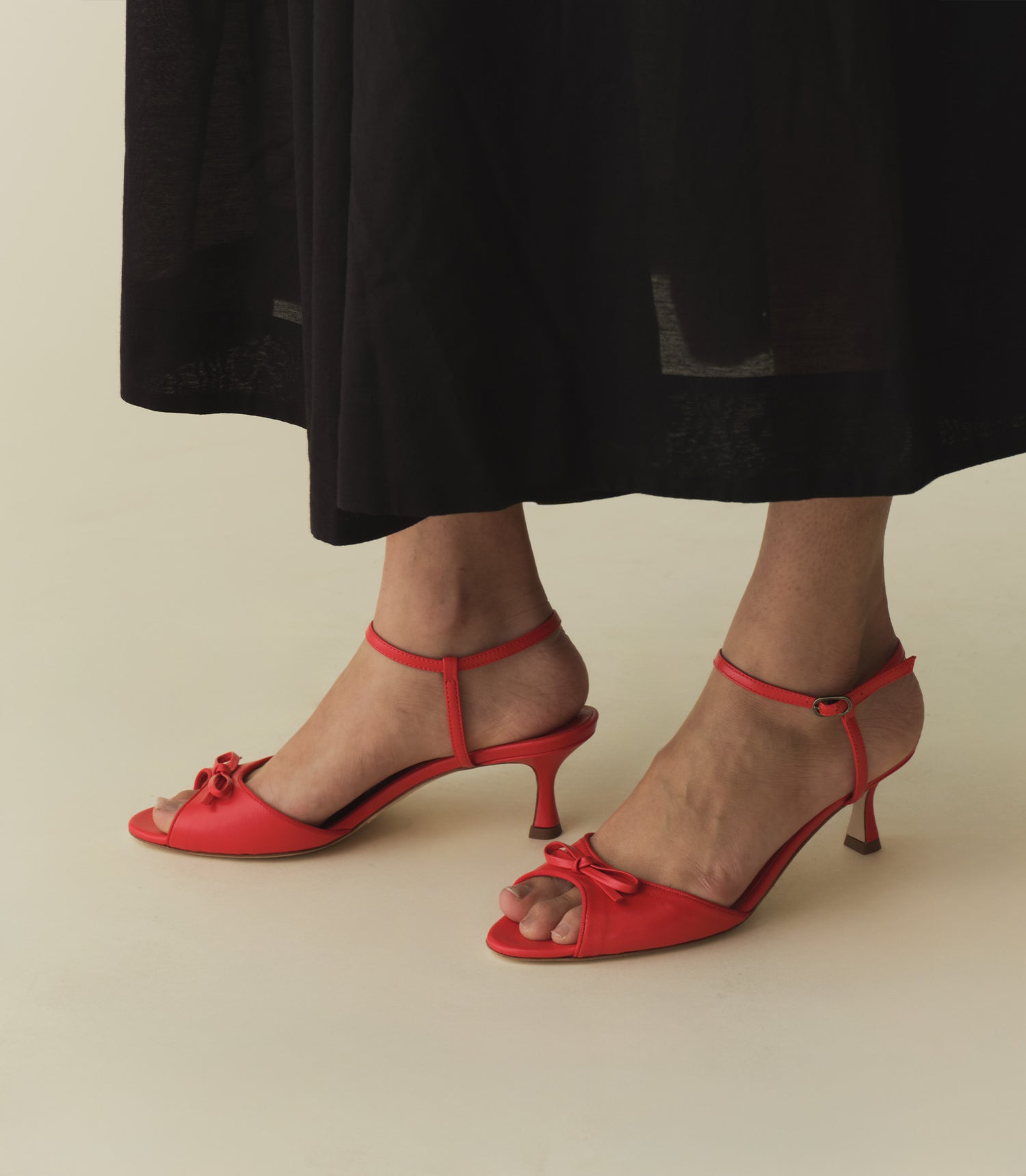 Swatches: ARIANNA PEEP TOE