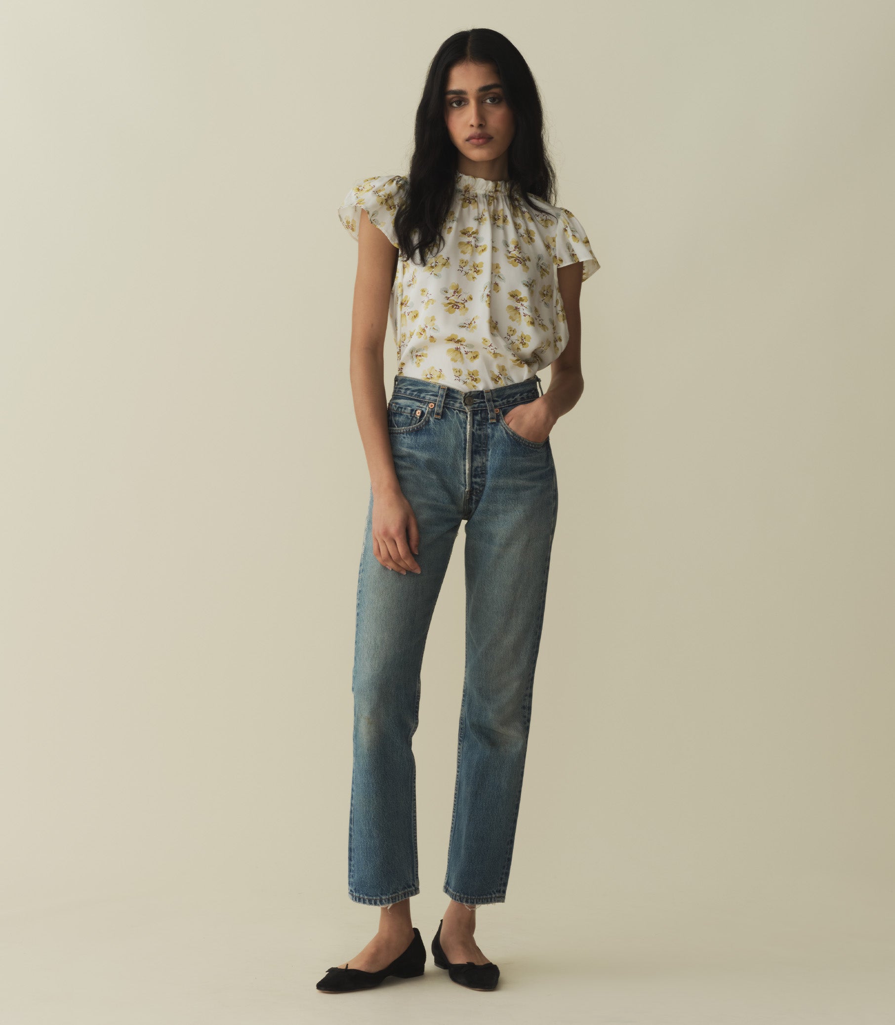 HMD -- YVIE TOP -- GOLD FROLICKING FLORAL view 5
