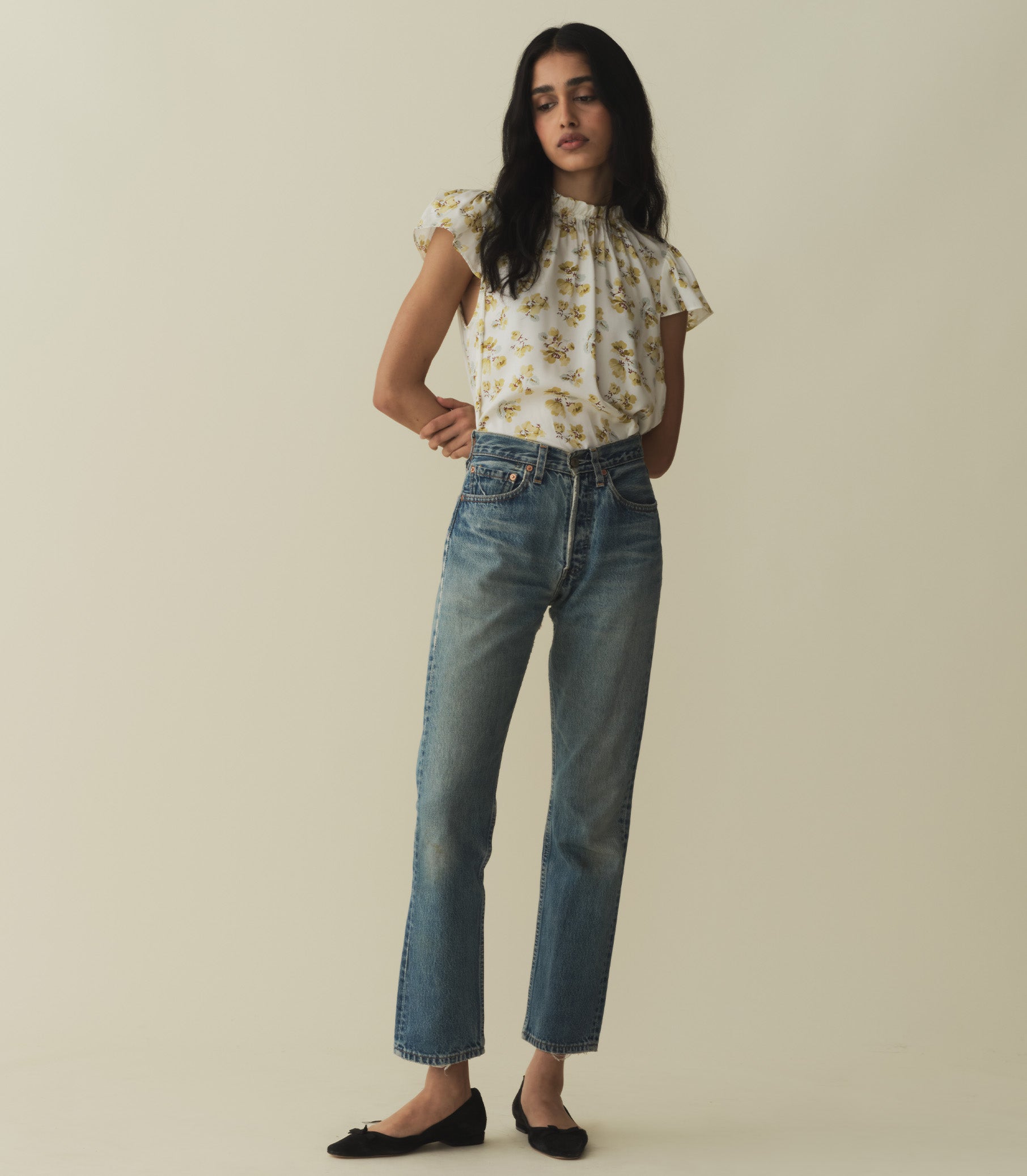 HMD -- YVIE TOP -- GOLD FROLICKING FLORAL view 6
