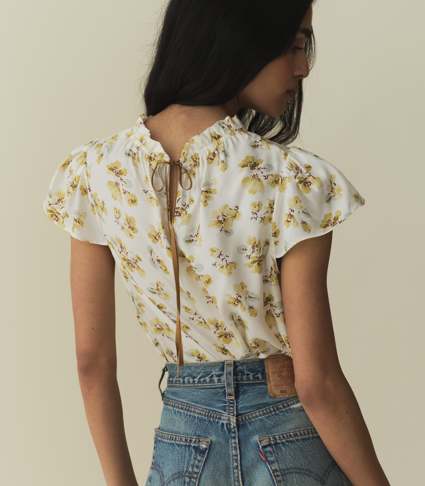 YVIE TOP -- GOLD FROLICKING FLORAL