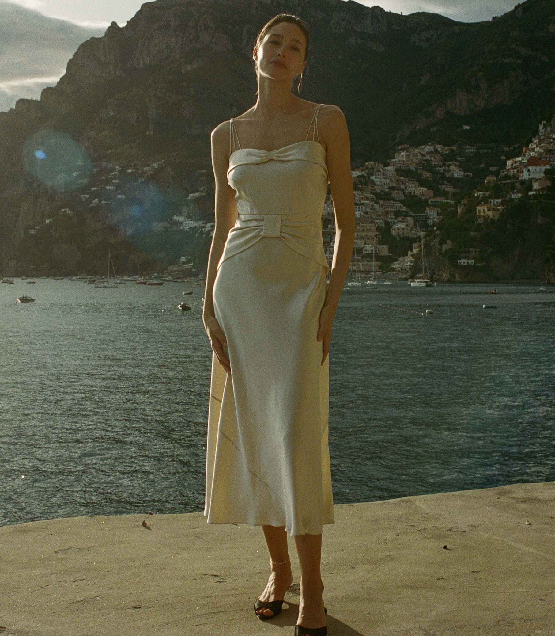HMD -- DONETTA DRESS -- MAGNOLIA view 6
