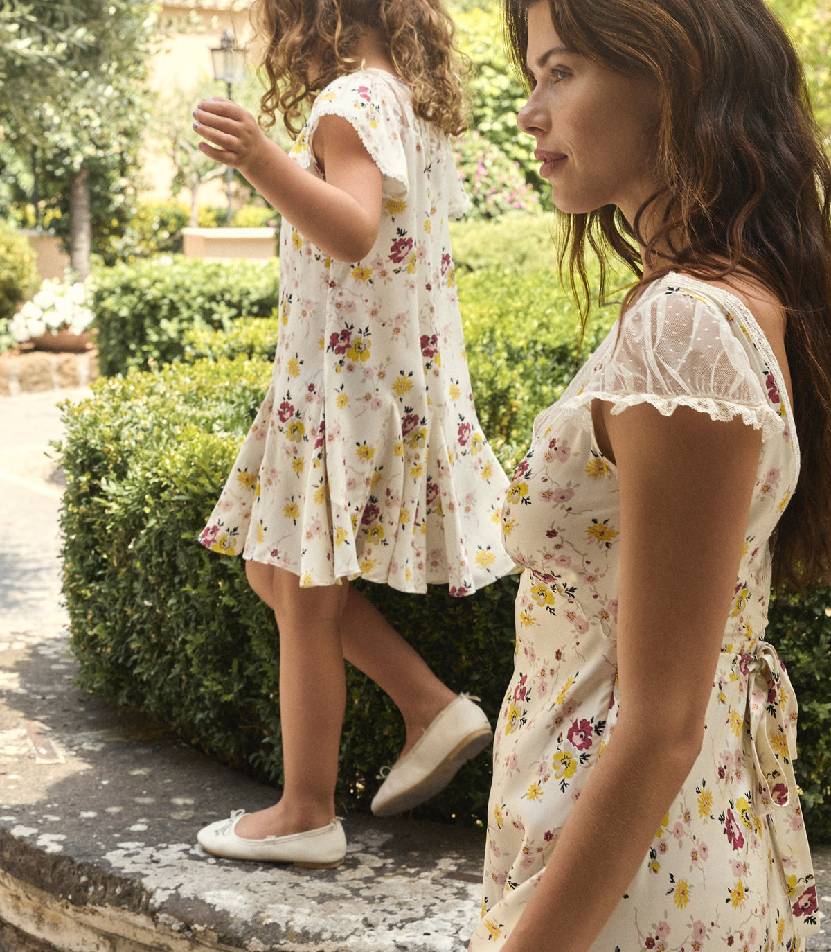 DUET DRESS -- SWEETBRIAR FLORAL view 4
