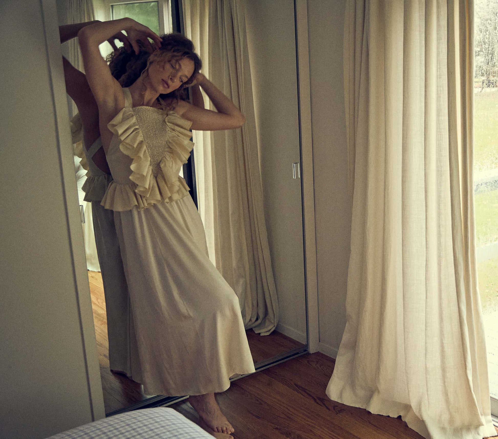 HMD -- ELOUISE DRESS -- MOTHER OF PEARL view 1
