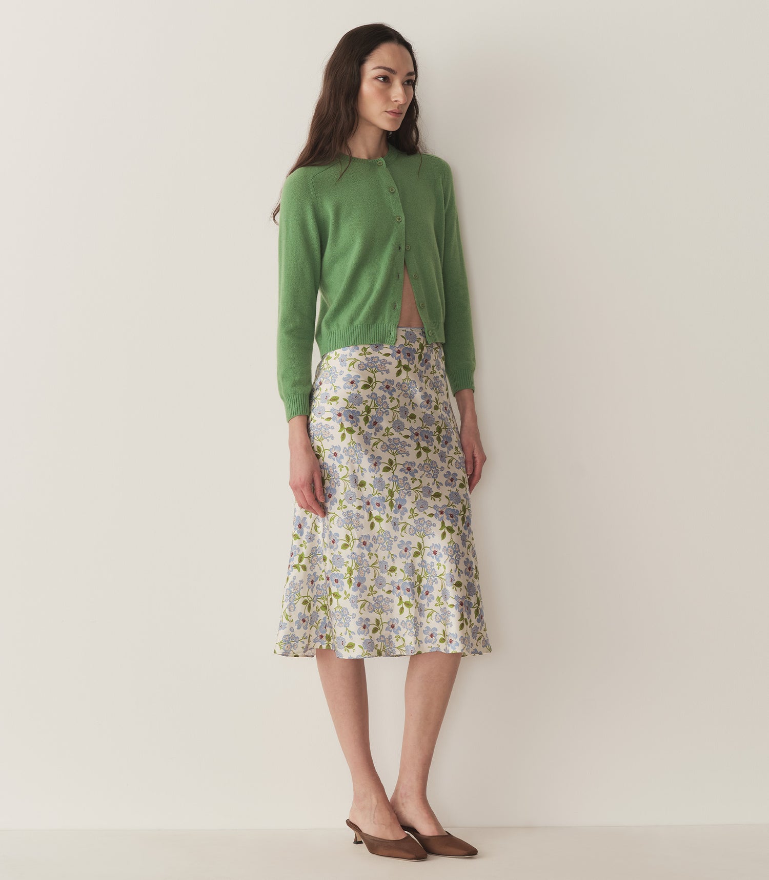 Swatches: ELOWENA SKIRT