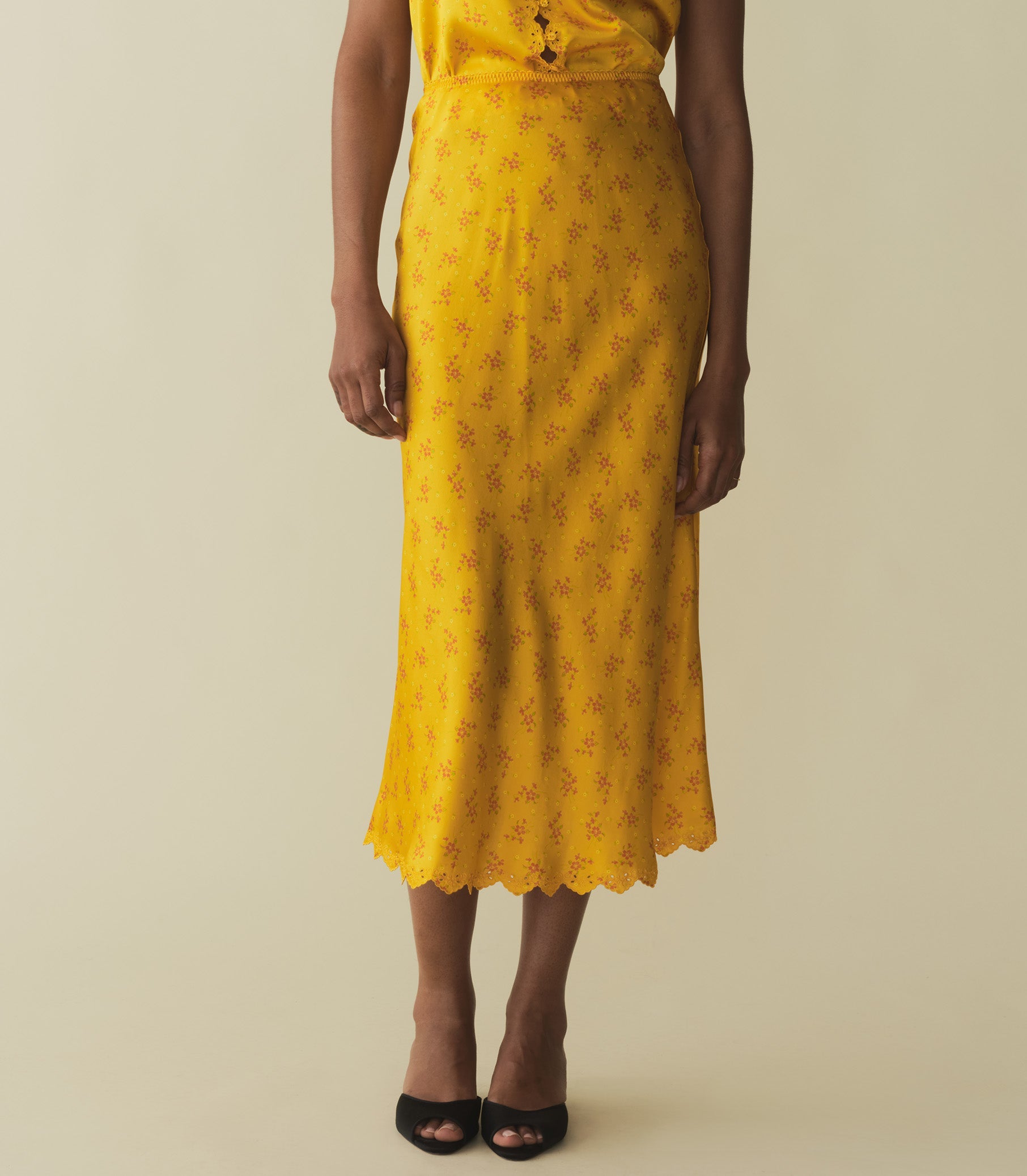 HMD -- ELOWEN SKIRT -- GOLDENROD HILLSIDE HEATHER view 1

