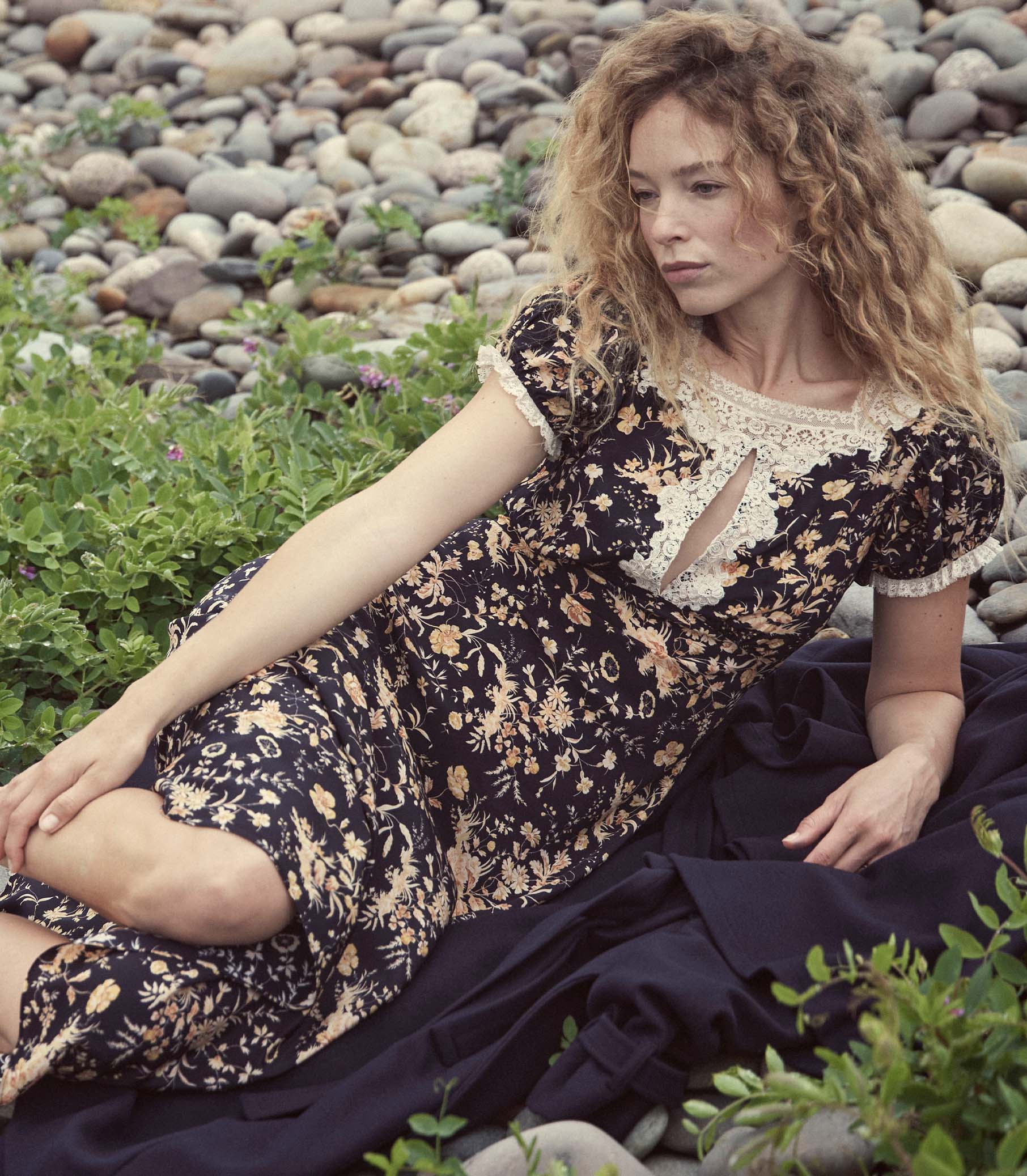 HMD -- EMELINE DRESS -- NAVY OAK BLUFFS FLORAL view 2
