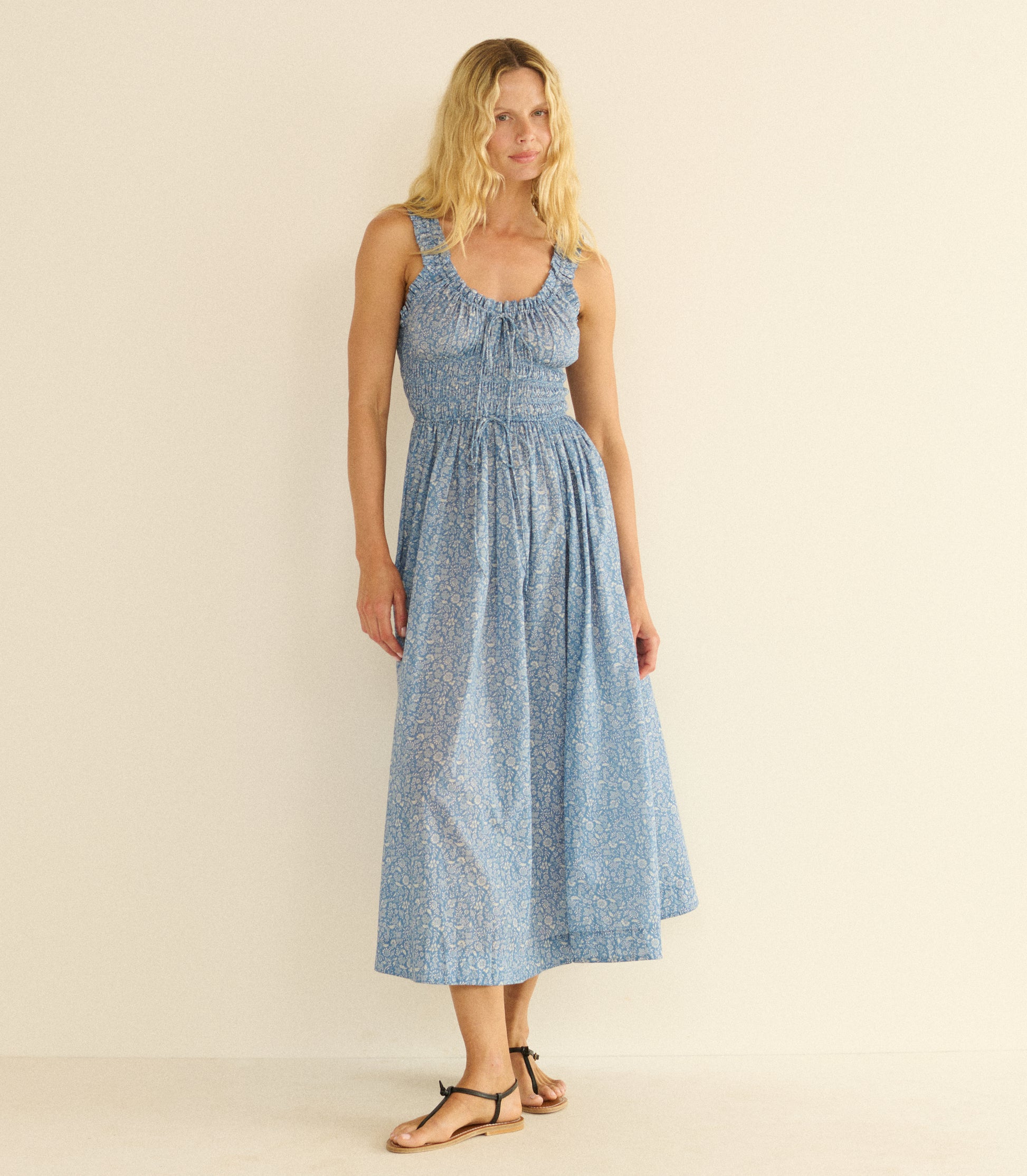 Emmaretta Dress - Blue Garden Bloom | DEN Emmaretta Dress - Blue Garden Bloom | DEN