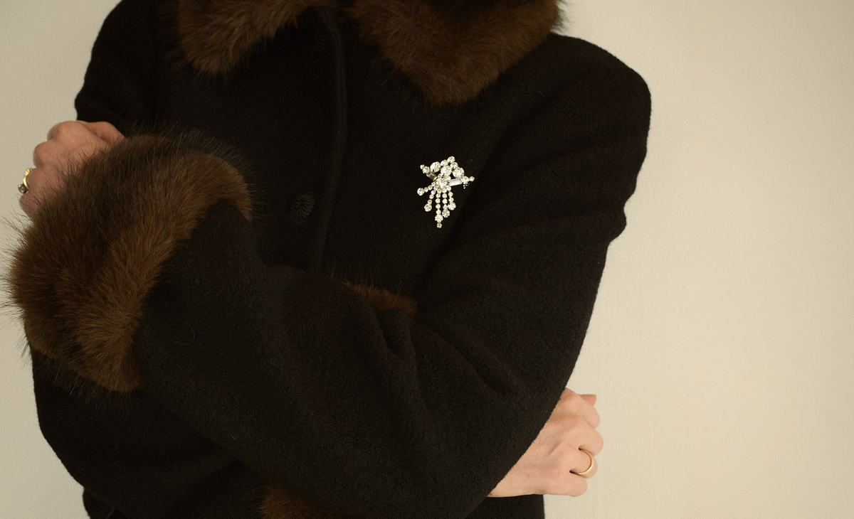 FOILE BROOCH, CRYSTAL