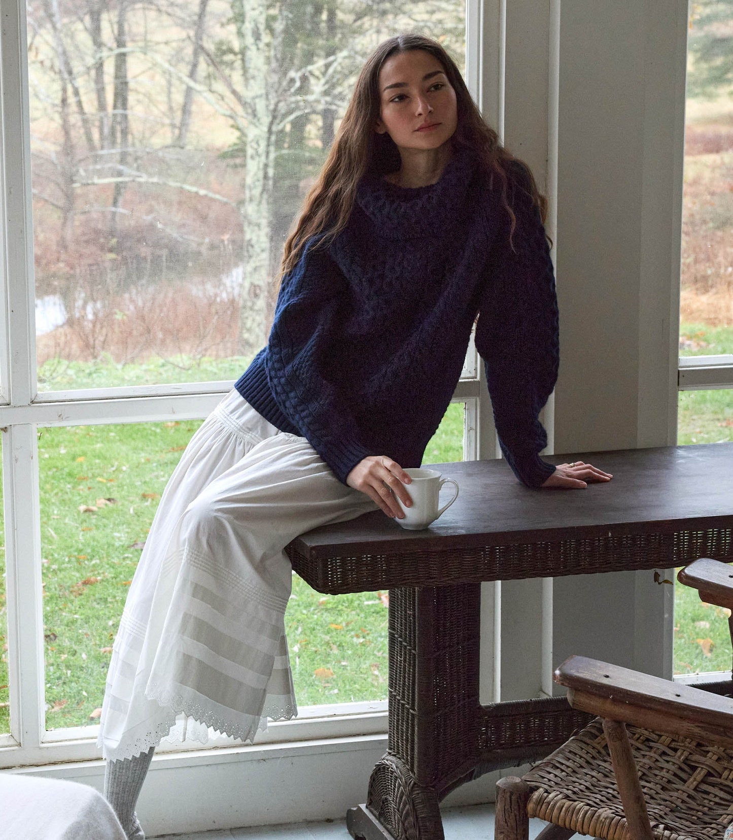 HMD -- GILLIAN SWEATER -- NAVY