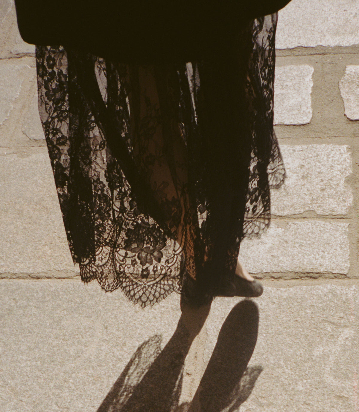 GIORGINE LACE SKIRT -- BLACK view 4
