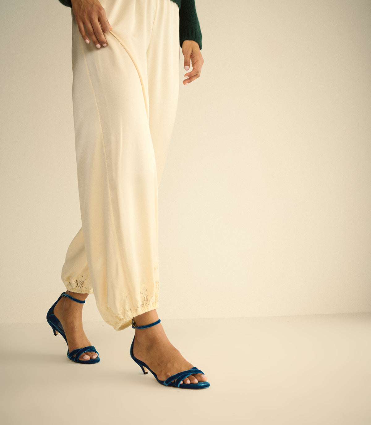 GIULIA HEEL -- COBALTO VELVET view 6
