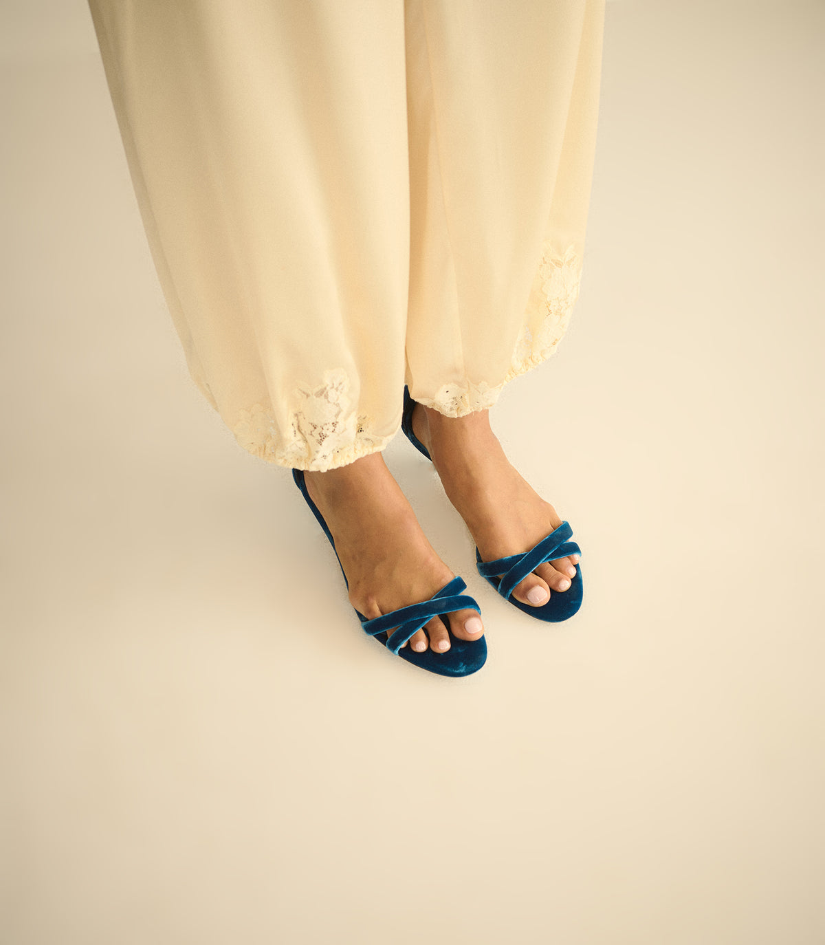 GIULIA HEEL -- COBALTO VELVET