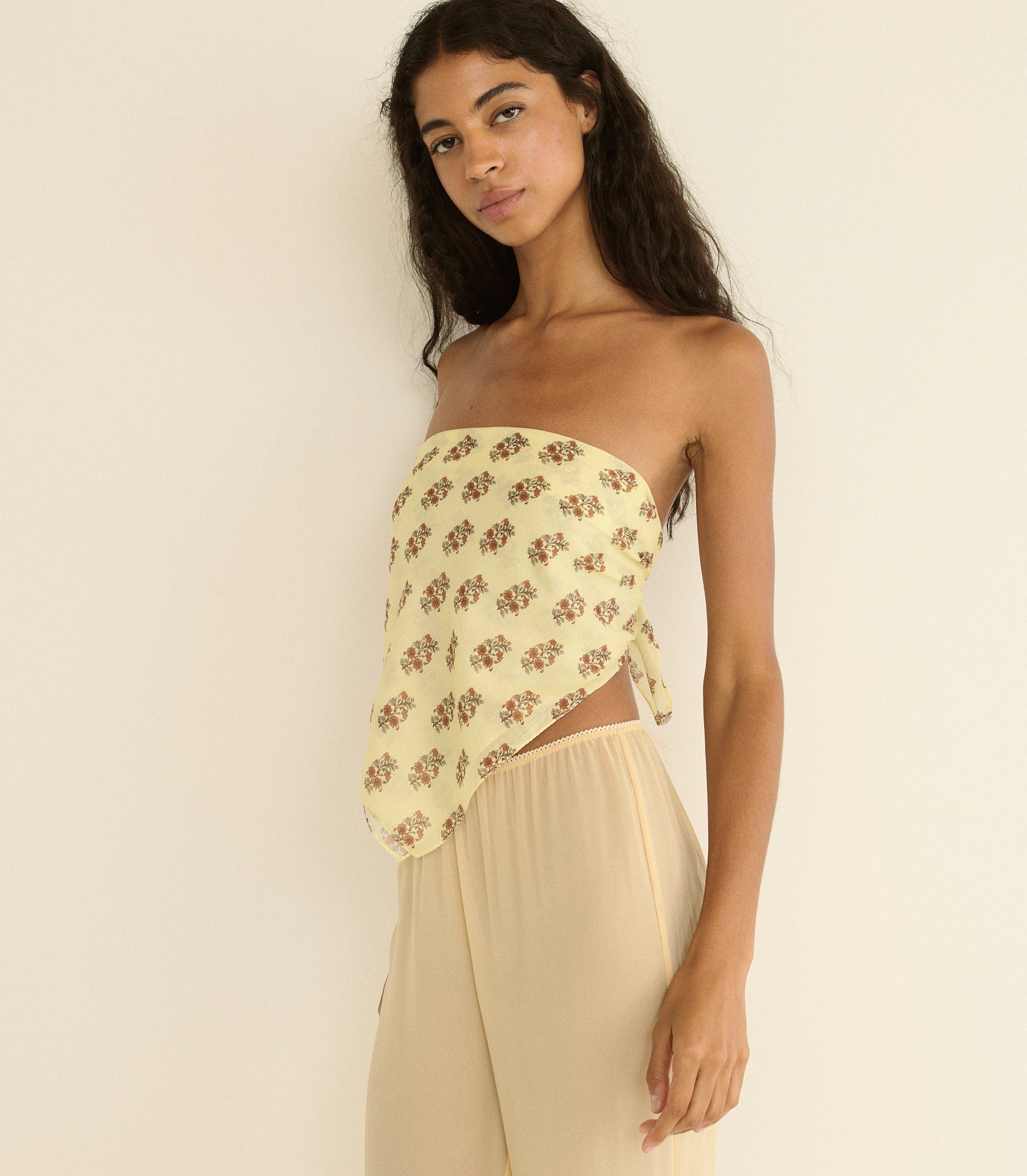 GRANDE PENNY BANDANA -- DANDELION GROVE view 3
