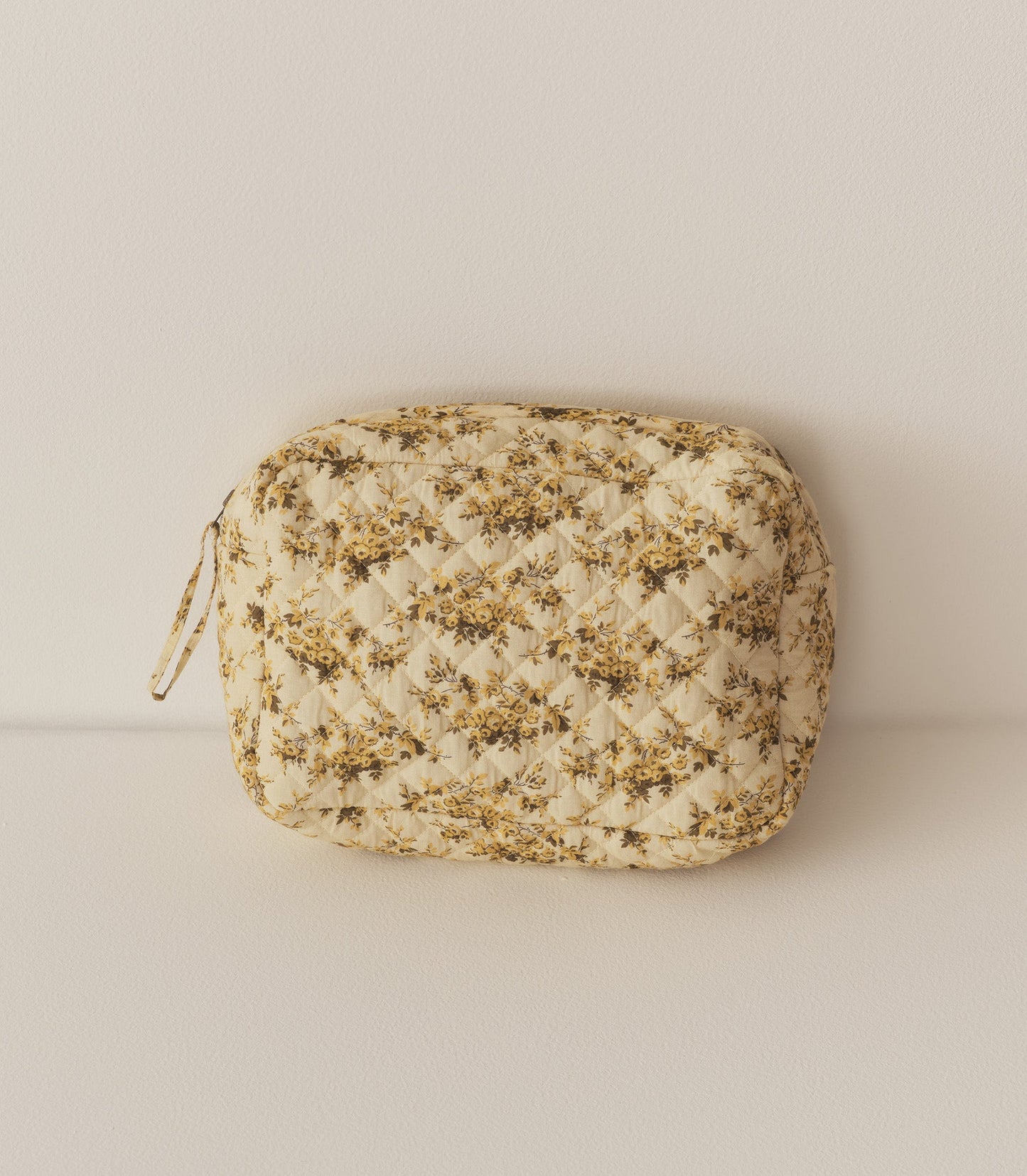 HMD -- GRANDE QUINCE POUCH -- CITRON ROSIER FLORAL