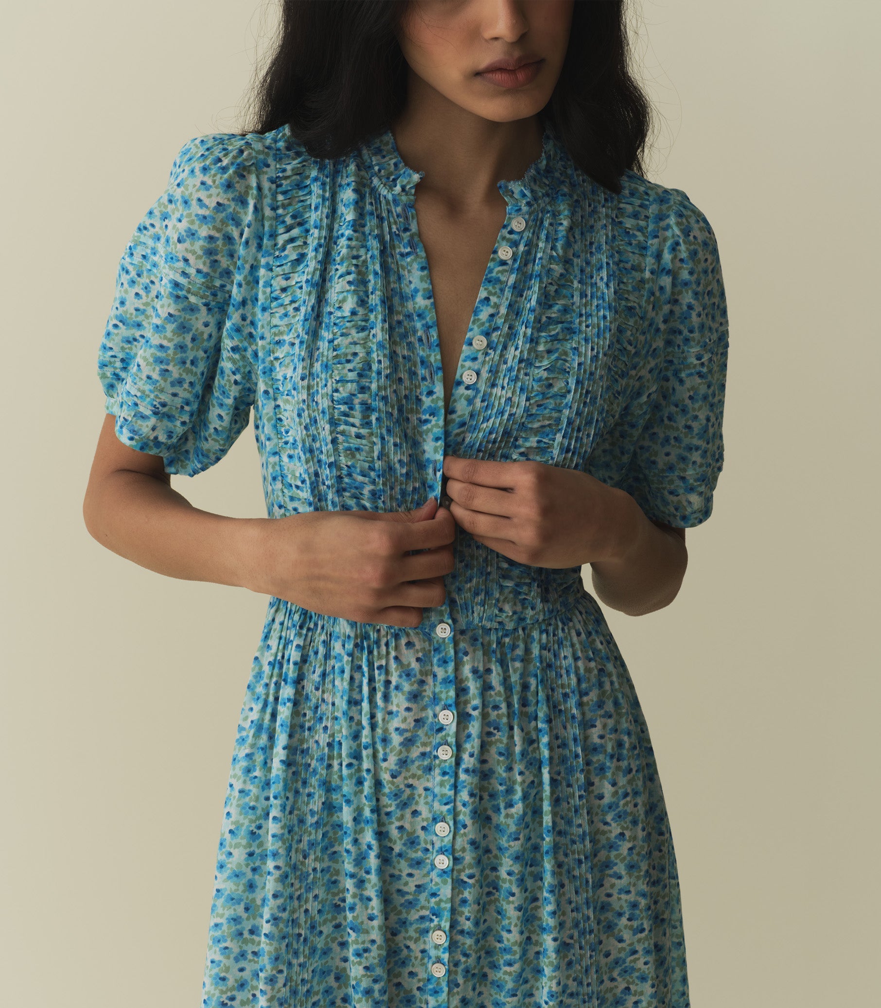 HMD -- HALEIGH DRESS -- BLEU DAISY FIELDS view 1
