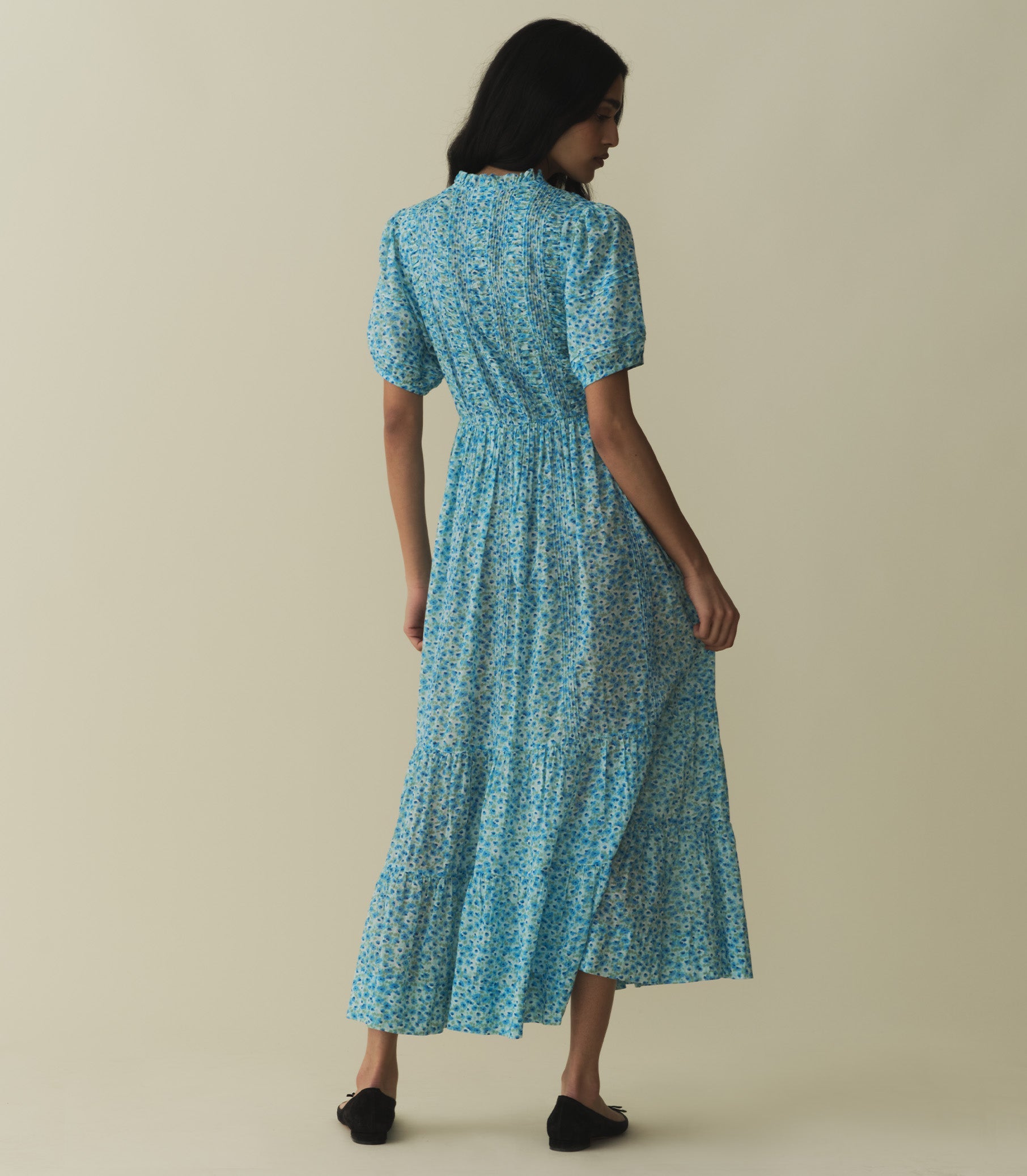 HMD -- HALEIGH DRESS -- BLEU DAISY FIELDS view 4
